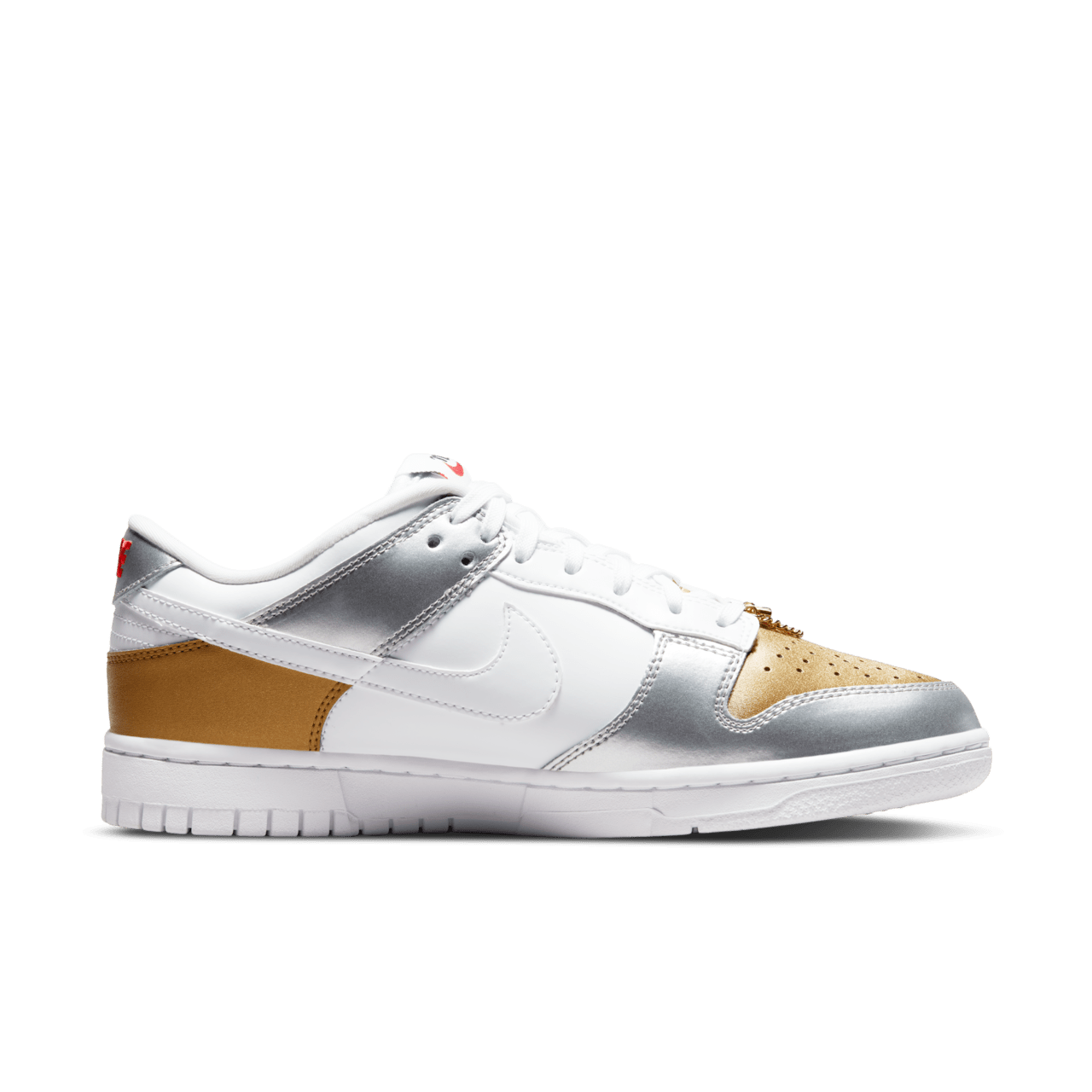 【NIKE公式】ウィメンズ ダンク LOW 'Heirloom' (DH4403-700 / W NIKE DUNK LOW SE ARLM 2)