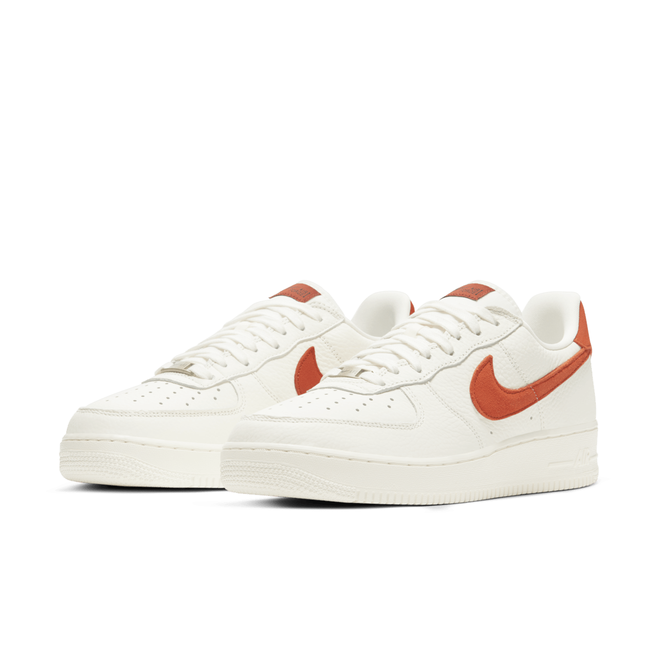 【NIKE公式】エア フォース 1 '07 クラフト 'Mantra Orange' (AF 1 '07 CRAFT / CV1755-100)