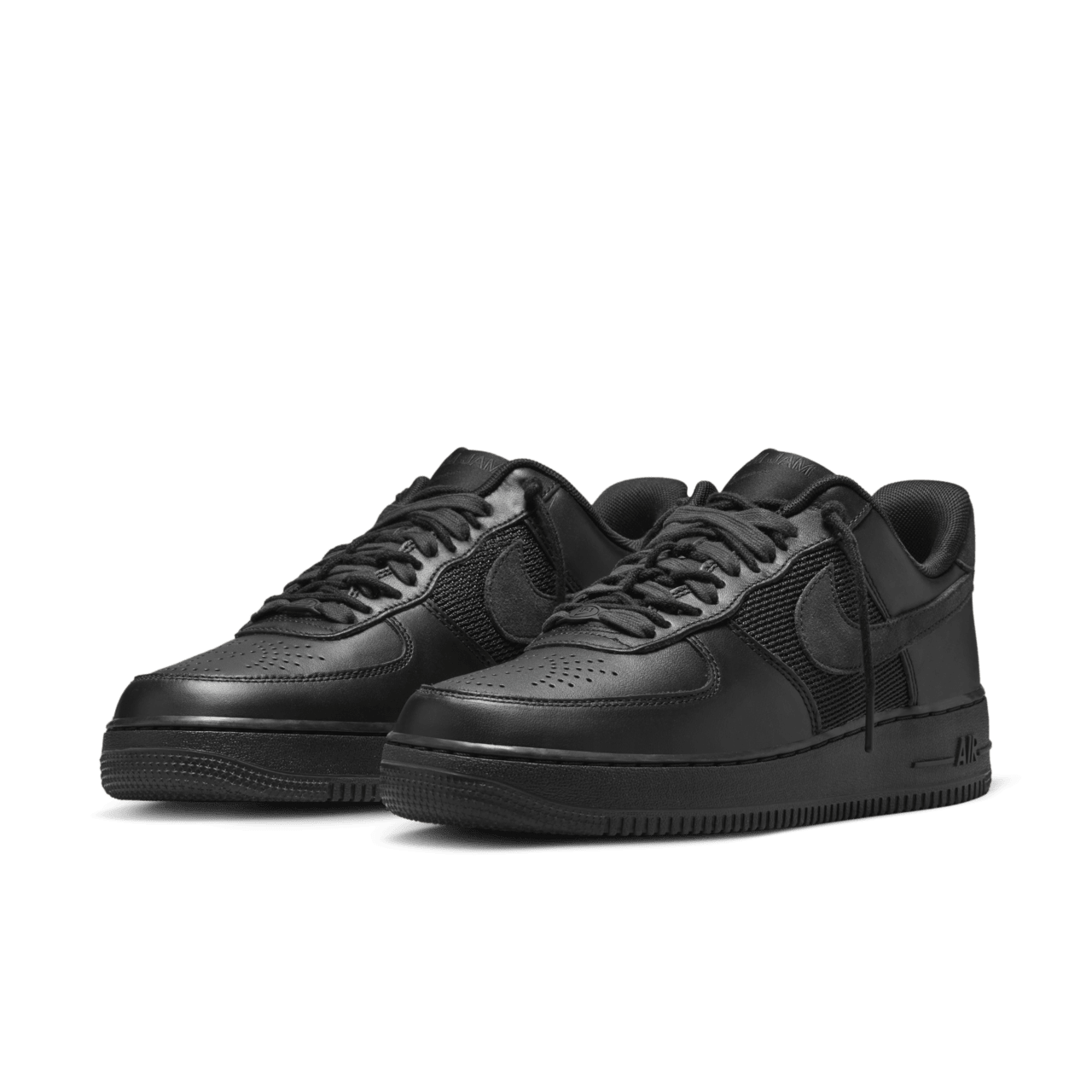 วันเปิดตัว Air Force 1 x Slam Jam "Black and Off Noir" (DX5590-001)