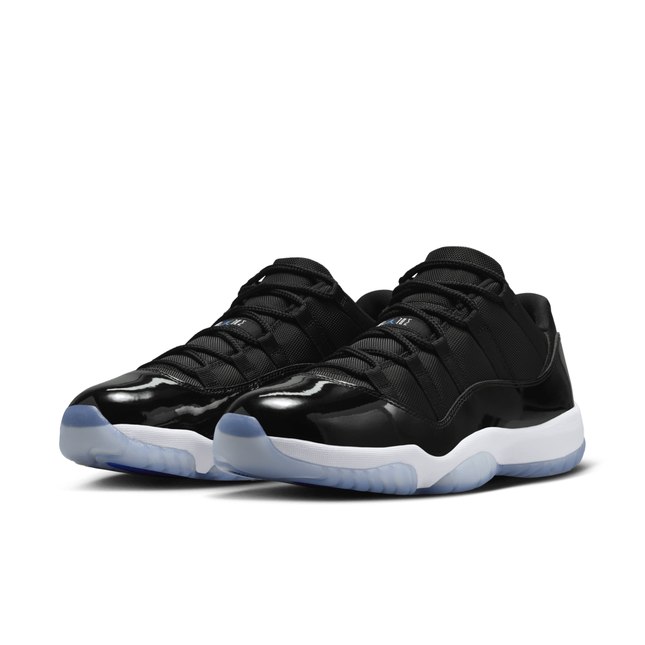 วันเปิดตัว Air Jordan 11 Low "Black and Varsity Royal" (FV5104-004)