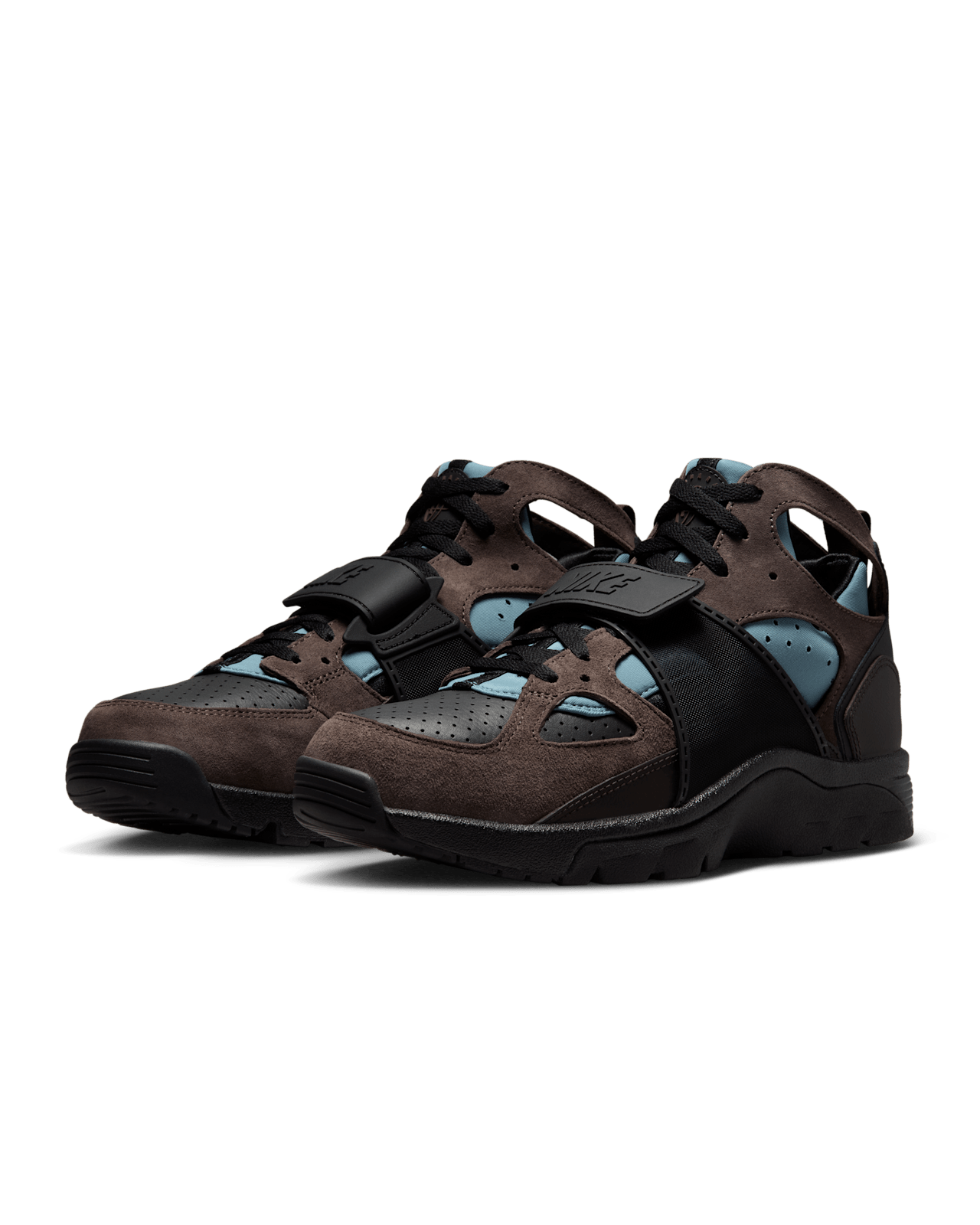 Ημερομηνία κυκλοφορίας του Air Trainer Huarache "Baroque Brown and Black" (IB0497-001) 