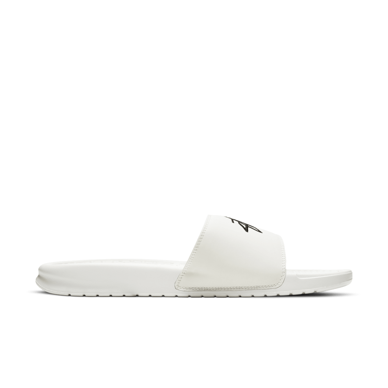 Fecha de lanzamiento del Benassi x Stüssy "Sail"