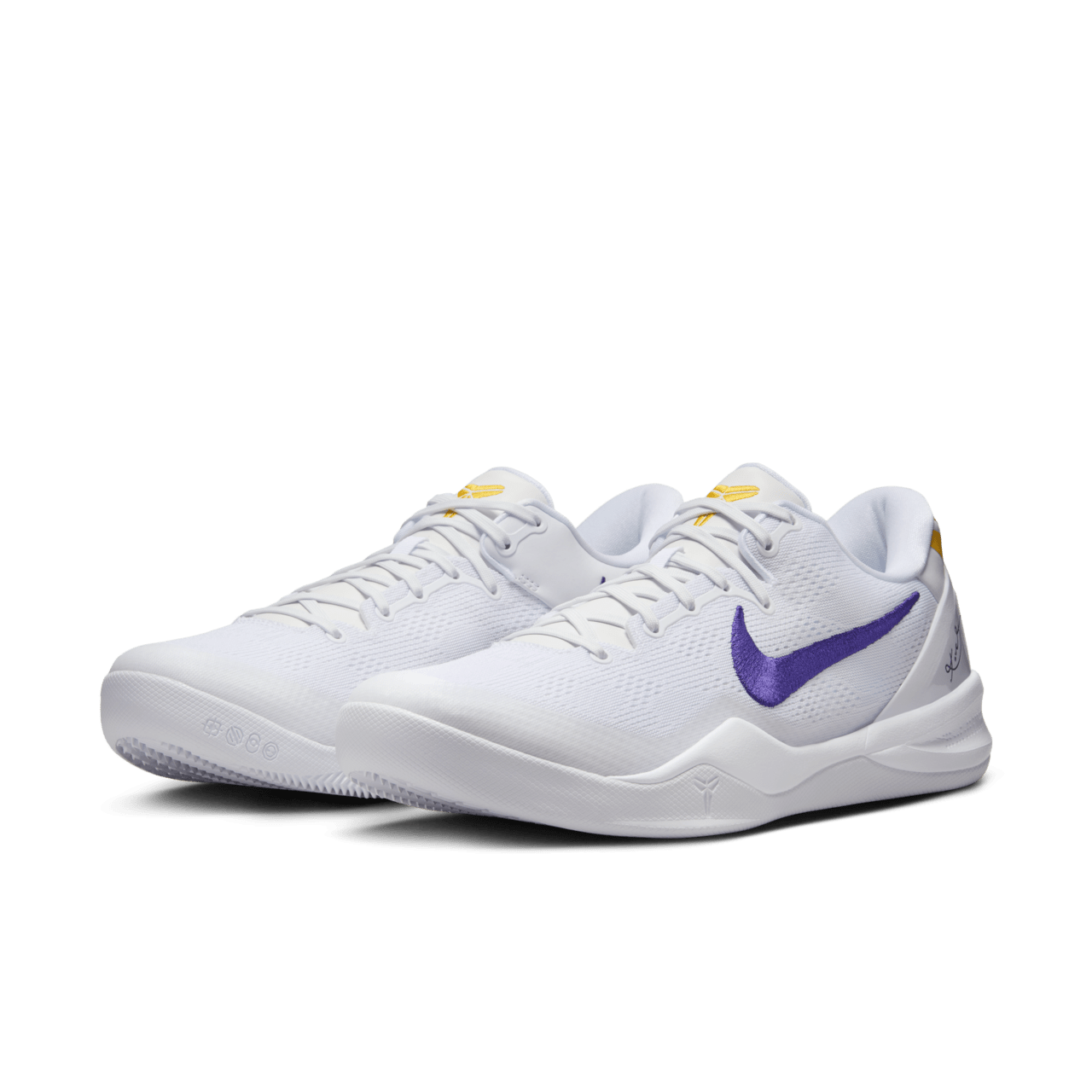 Data de llançament de les Kobe 8 Protro "White and Court Purple" (HF9550-100)