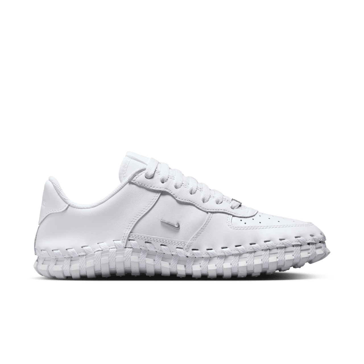 วันเปิดตัว J Force 1 "White" (DR0424-100)