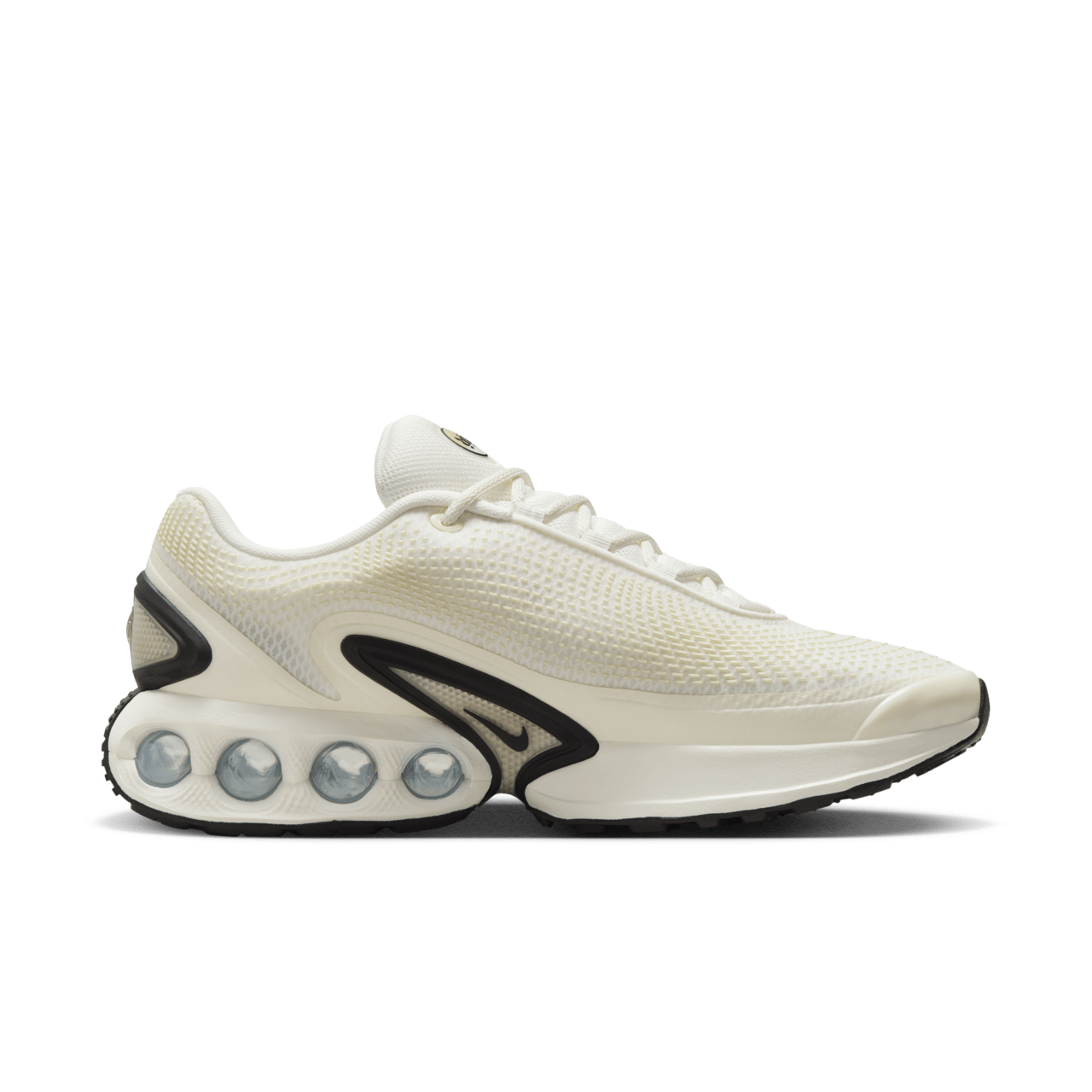 Date de sortie de la Nike Air Max Dn « Sail and Coconut Milk » (DV3337-100)