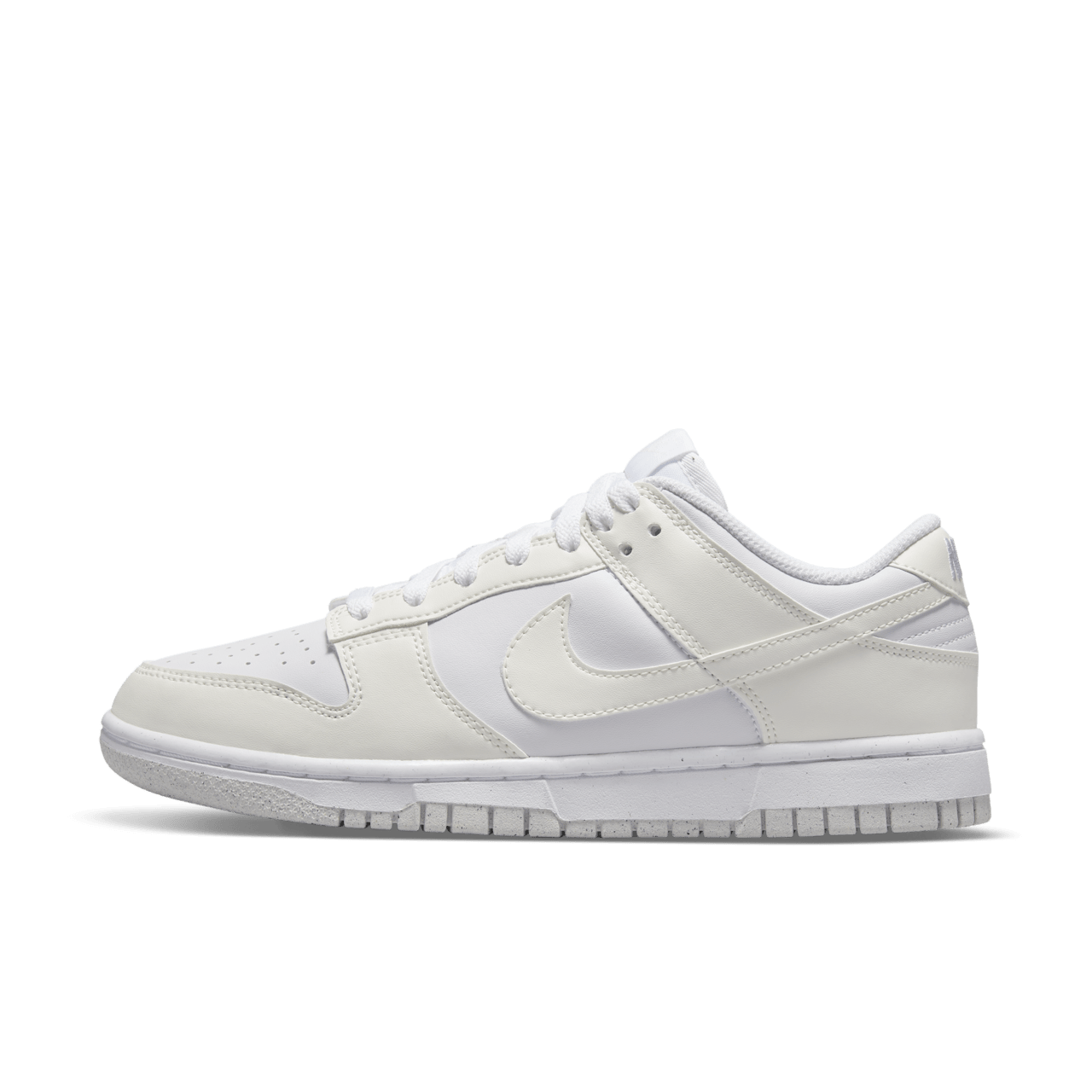 【NIKE公式】レディース ダンク LOW ネクスト ネイチャー 'Sail' (DD1873-101 / W NIKE DUNK LOW VEGAN)