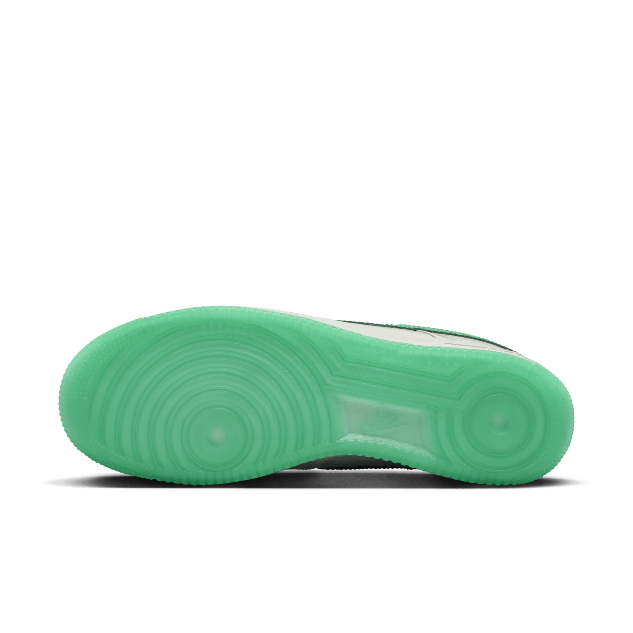 วันเปิดตัว Air Force 1 '07 Premium "Platinum Tint and Stadium Green" (HF4864-094)