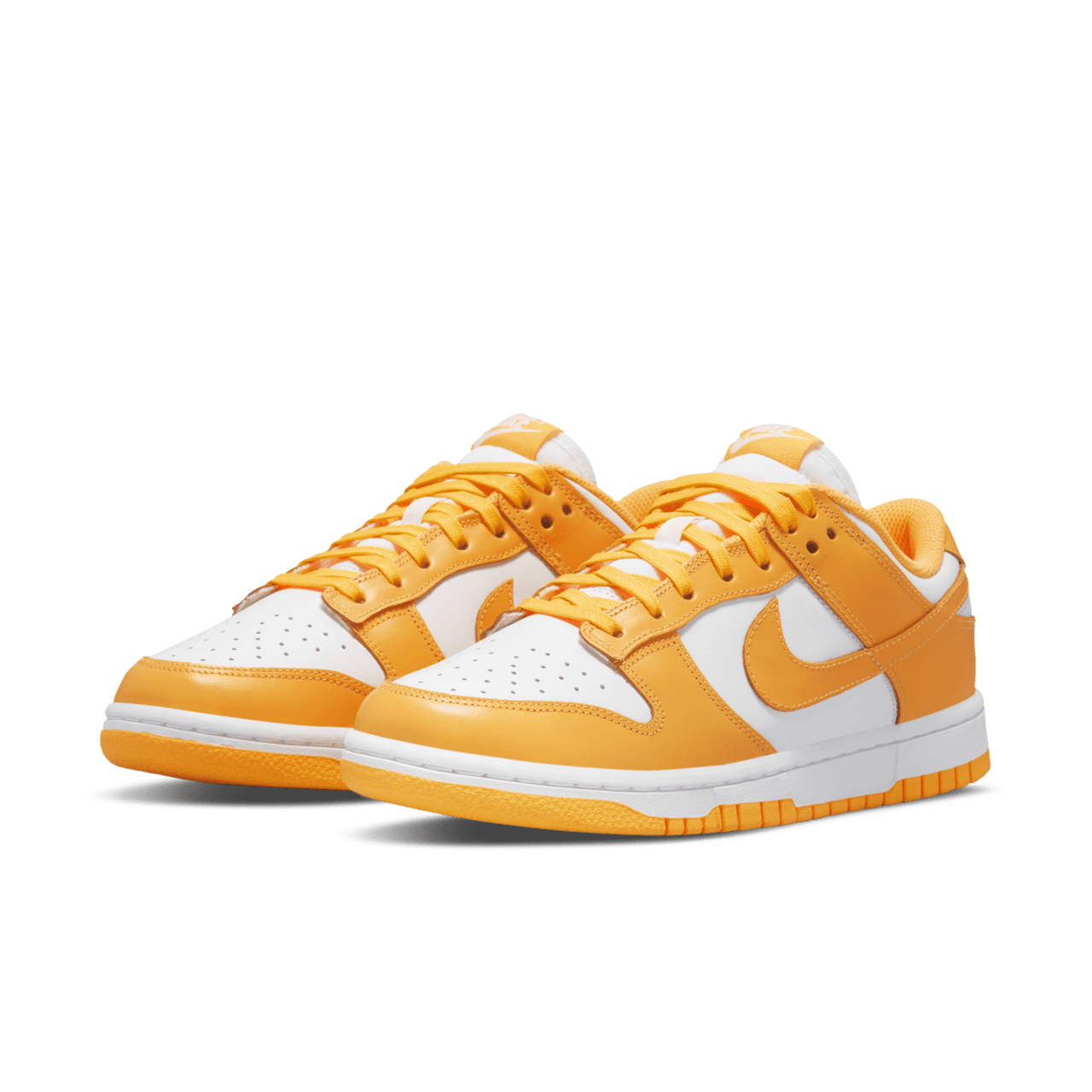 วันเปิดตัว Dunk Low “Laser Orange”