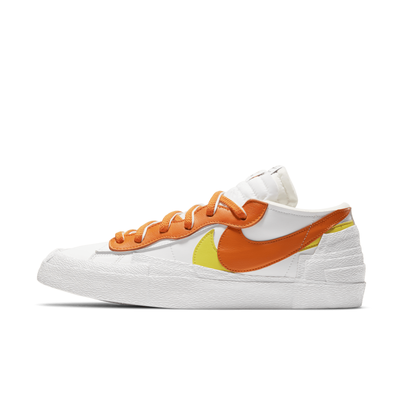 Date de sortie de la Blazer Low x sacai « Magma Orange »