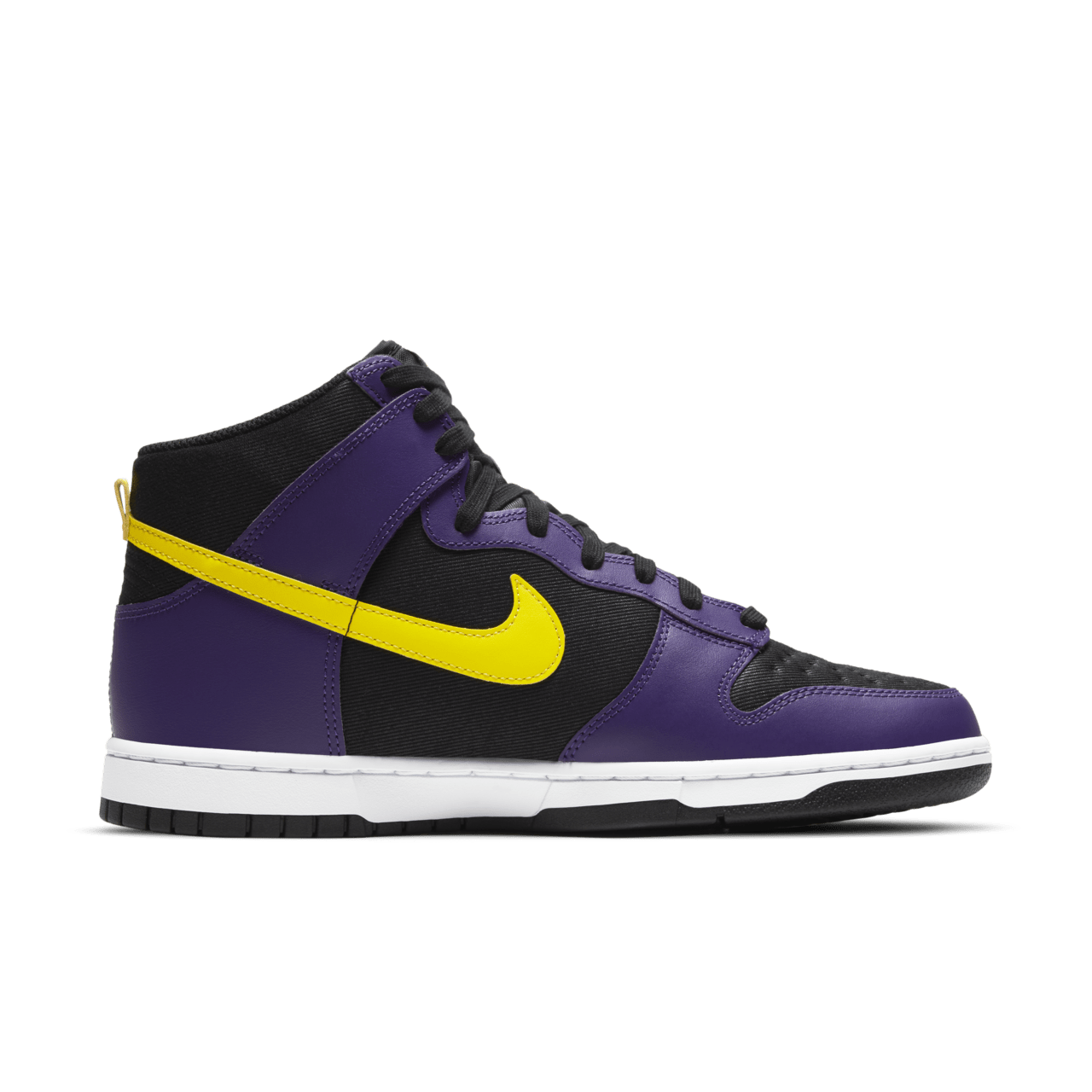 วันเปิดตัว Dunk High “Court Purple”
