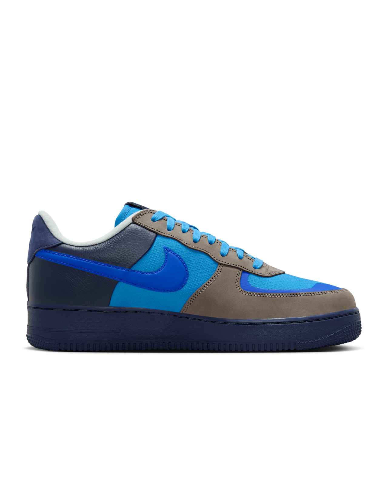 Ημερομηνία κυκλοφορίας του Air Force 1 Low x Stash "Soft Grey and Harbor Blue" (HF5516-001)