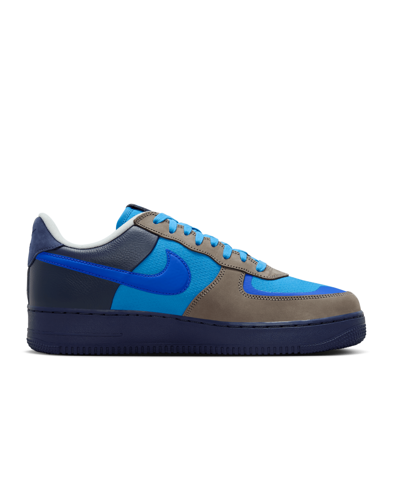 Lanceringsdato for Air Force 1 Low x Stash "Soft Grey and Harbor Blue" (HF5516-001)