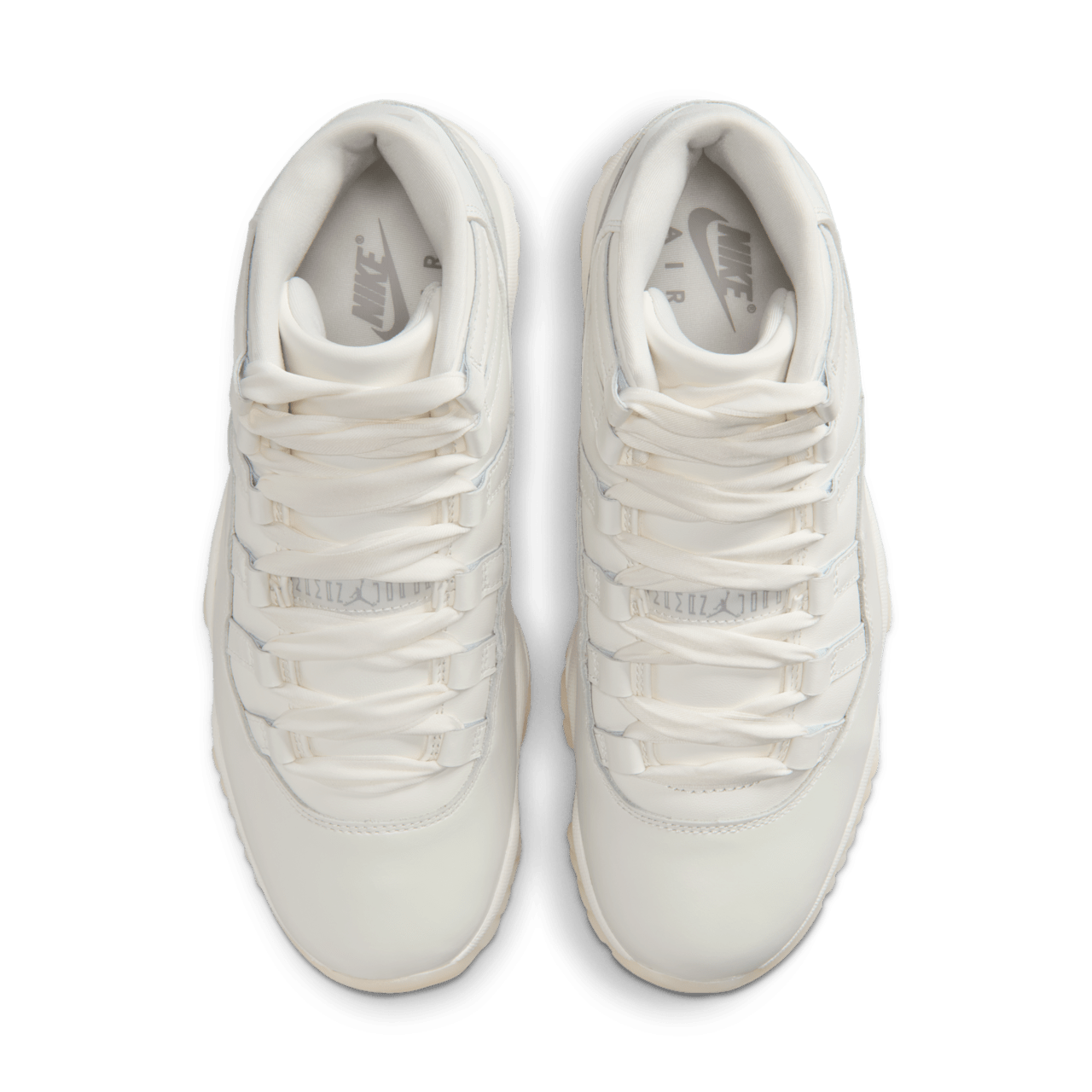 Women's Air Jordan 11 'Pearl' (AR0715-110)