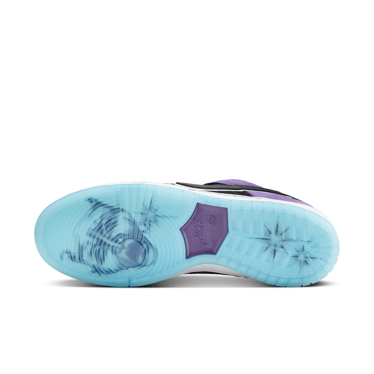 Fecha de lanzamiento de los Nike SB Dunk Low Pro x Hayley Wilson "Black and Court Purple" (HJ0513-500) 