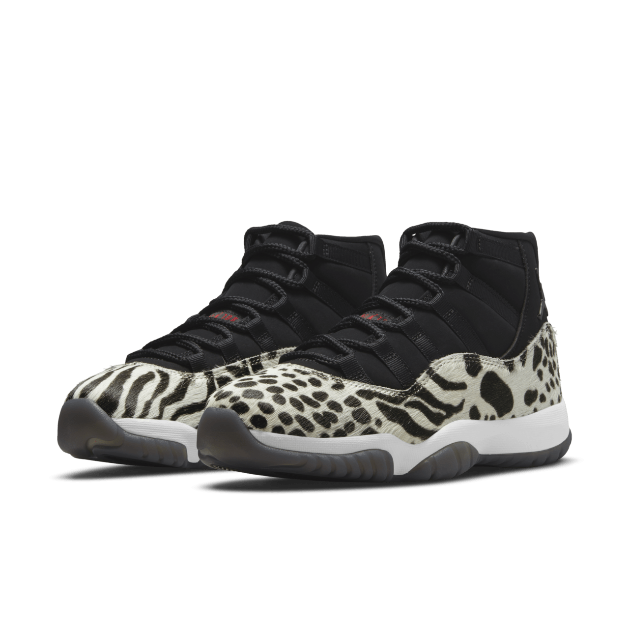 Fecha de lanzamiento del Air Jordan 11 Black and White para mujer AR0715 010 Nike SNKRS