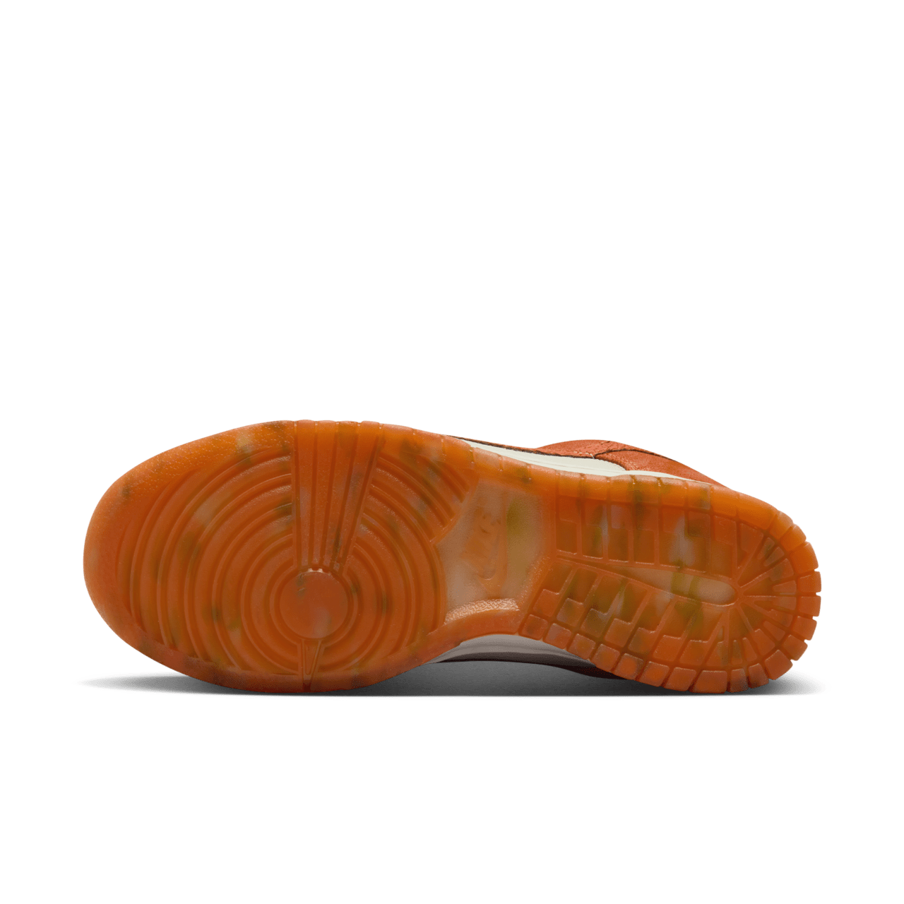 Fecha de lanzamiento del Dunk Low "Total Orange" para mujer (FN7773-001)