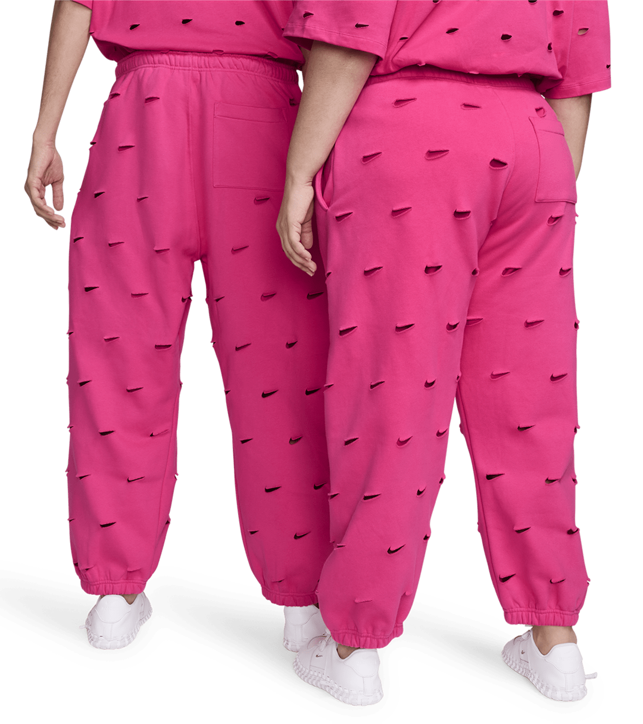 วันเปิดตัวคอลเลกชัน Nike x Jacquemus Bottoms Apparel