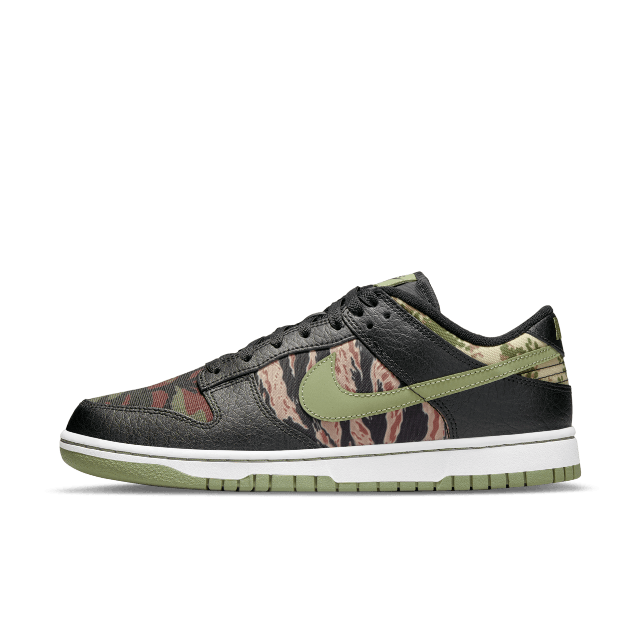 【NIKE公式】ダンク LOW 'Black Multi-Camo' (DH0957-001 / NIKE DUNK LOW SE)