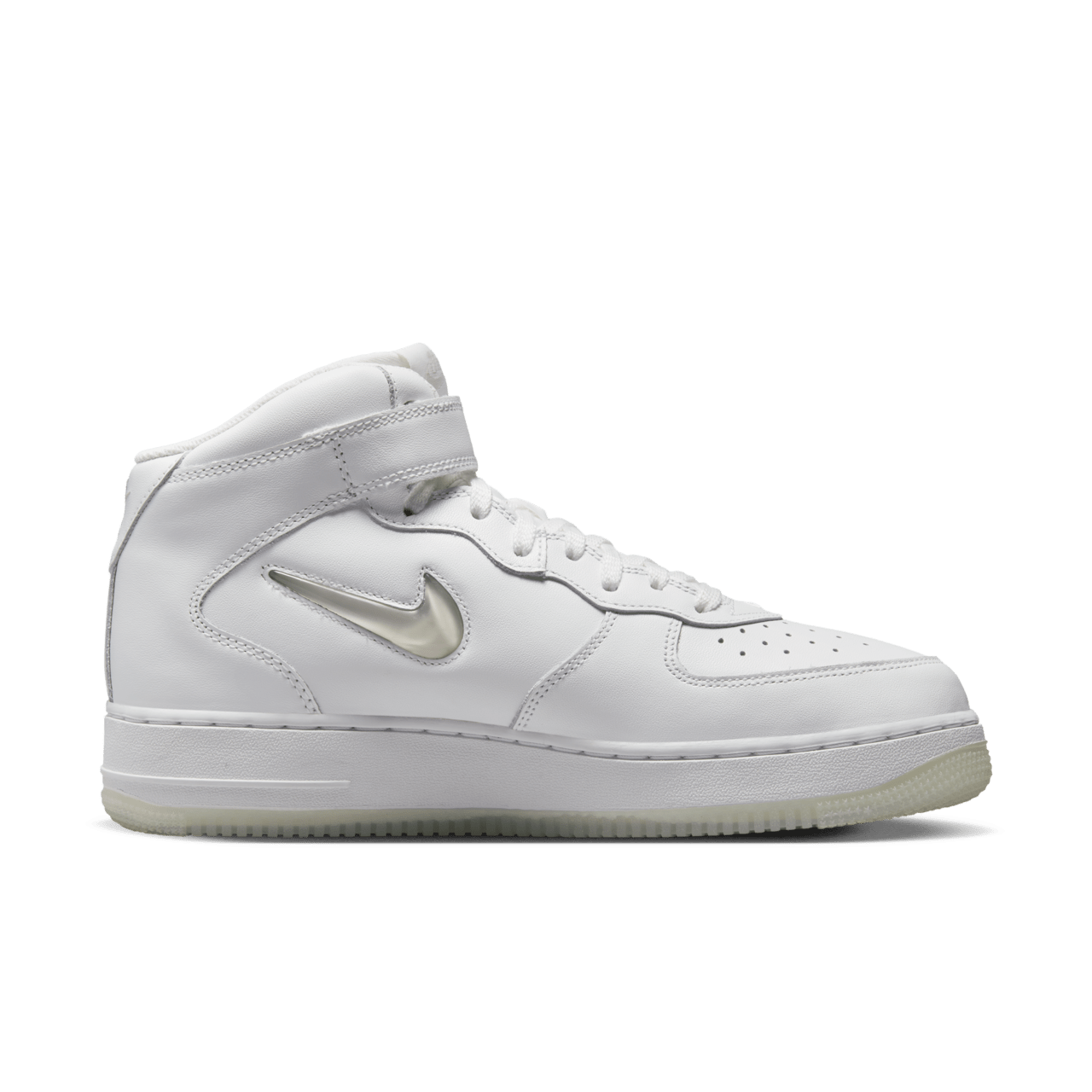Air Force 1 中筒鞋 '07 'Color of the Month' (DZ2672-101) 發售日期