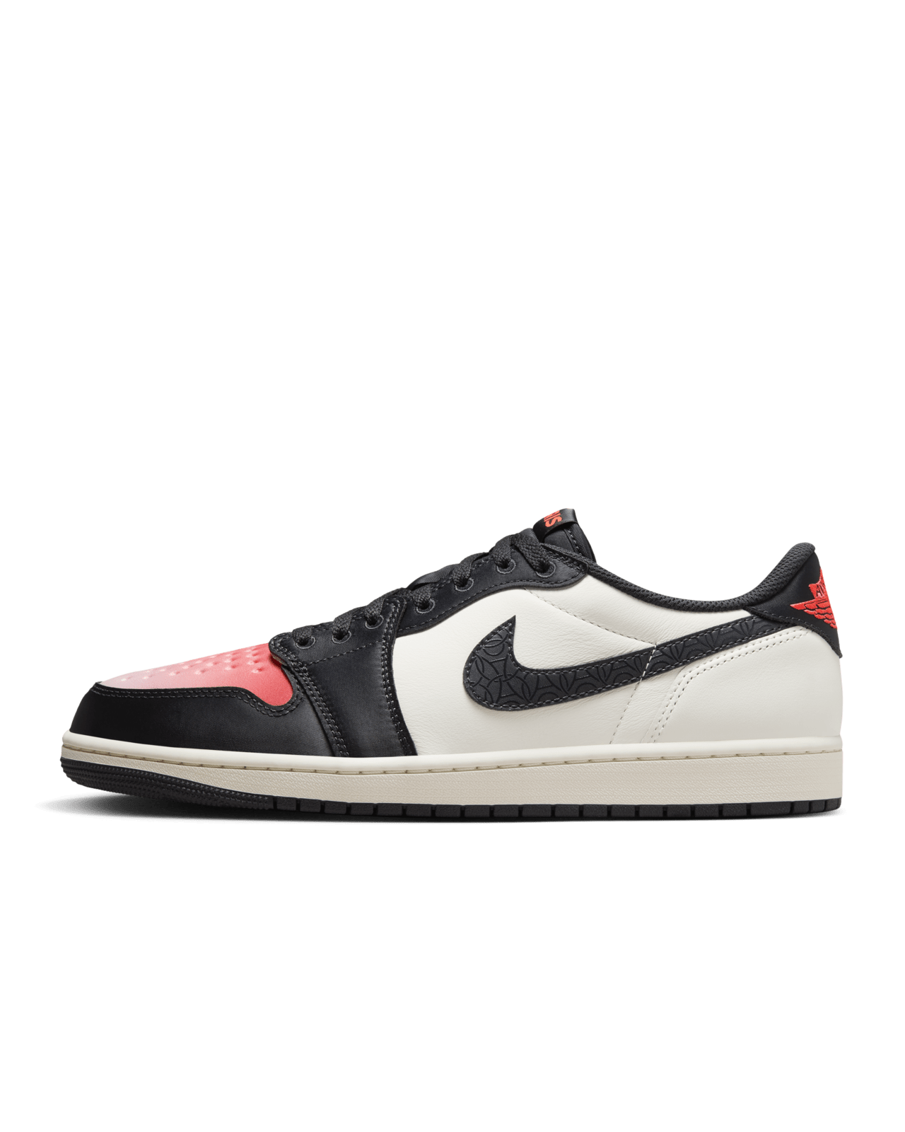 NIKE公式】エア ジョーダン 1 LOW パリ サンジェルマン（PSG）'Sail and Off Noir' (HF8828-100 / AJ 1  RETRO LOW OG PSG). Nike SNKRS