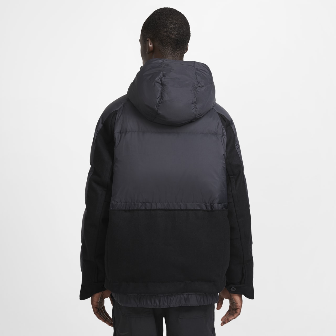 วันเปิดตัว Nike x sacai Apparel Collection