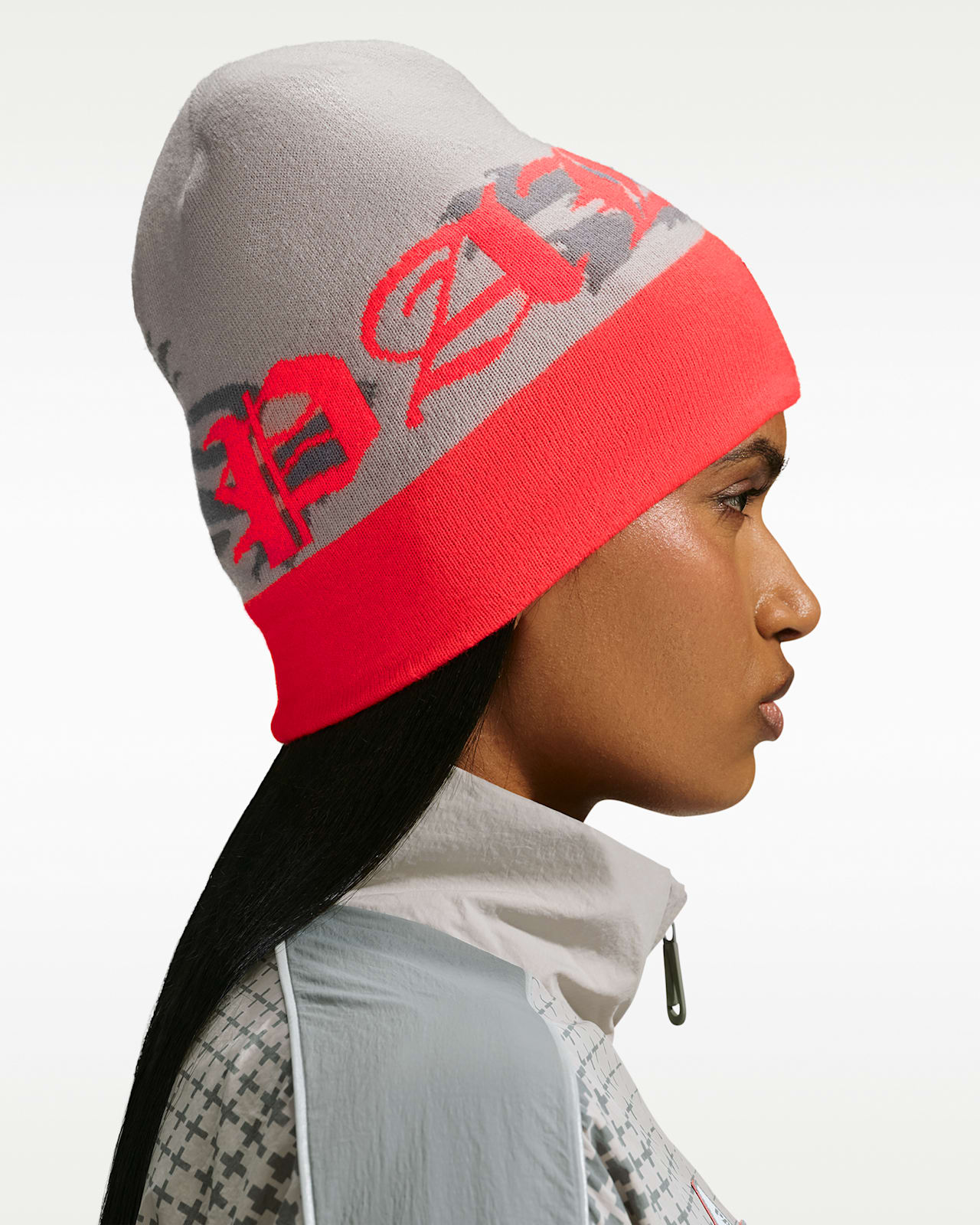 Ημερομηνία κυκλοφορίας της συλλογής Αγγλία x Palace
