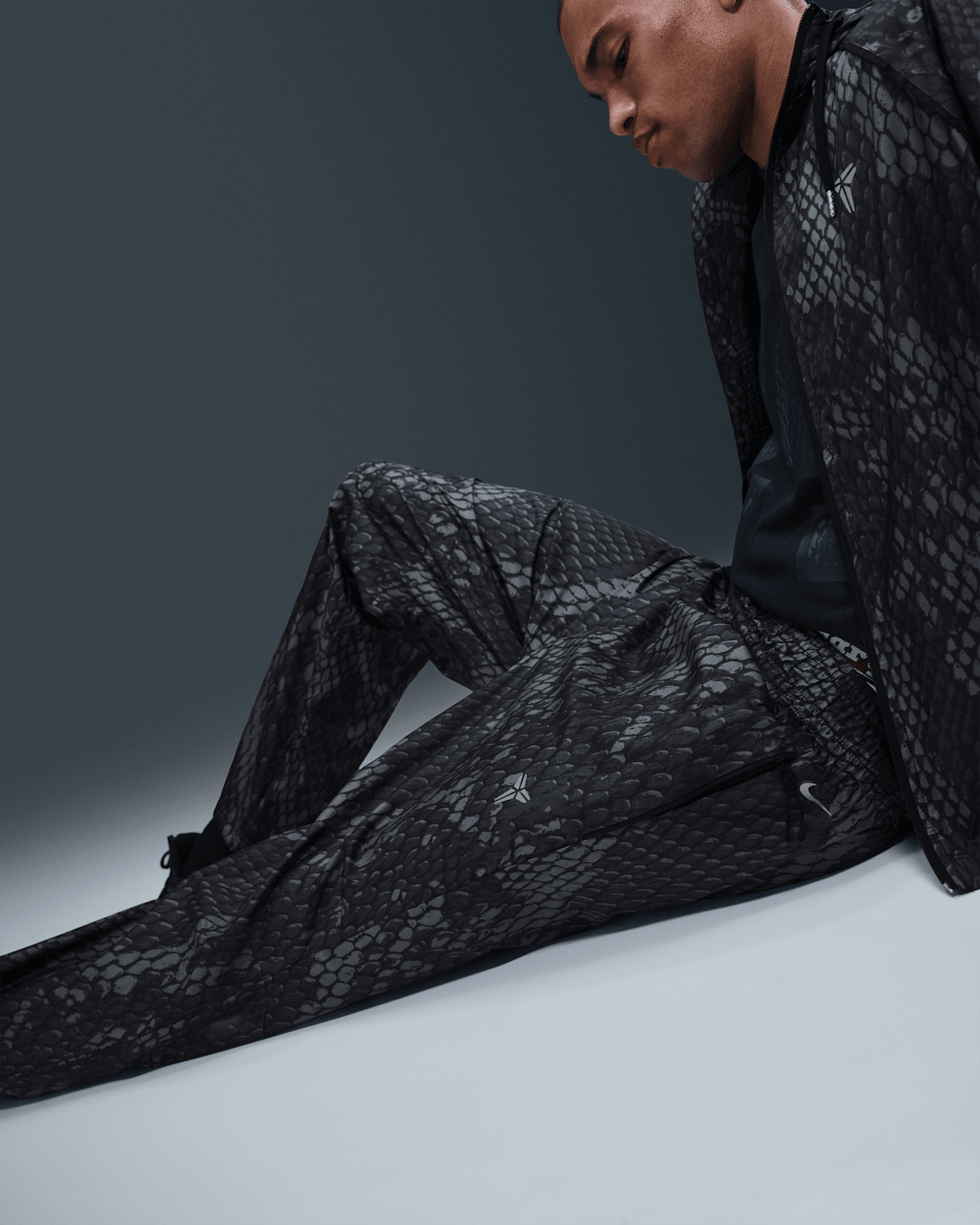 Fecha de lanzamiento KOBE FA25 Colección de Ropa