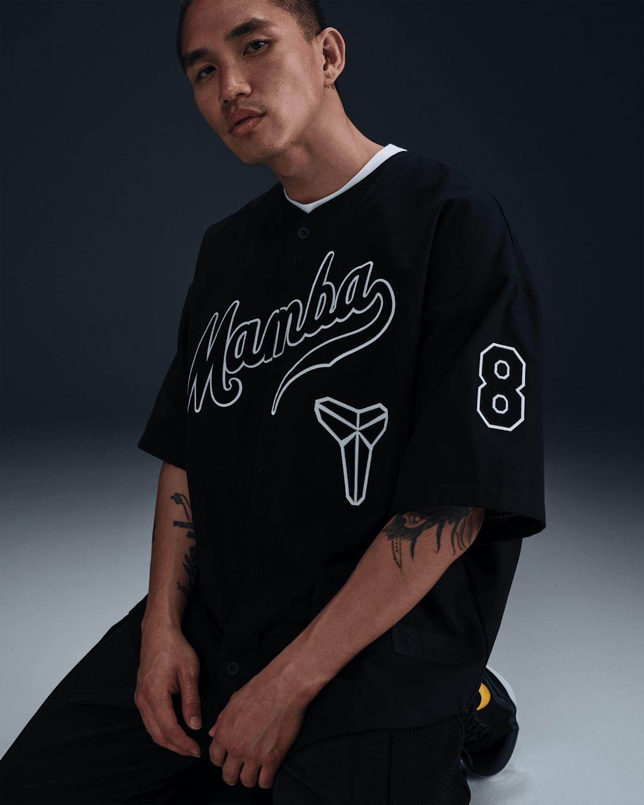 코비 Details Apparel Collection 출시일