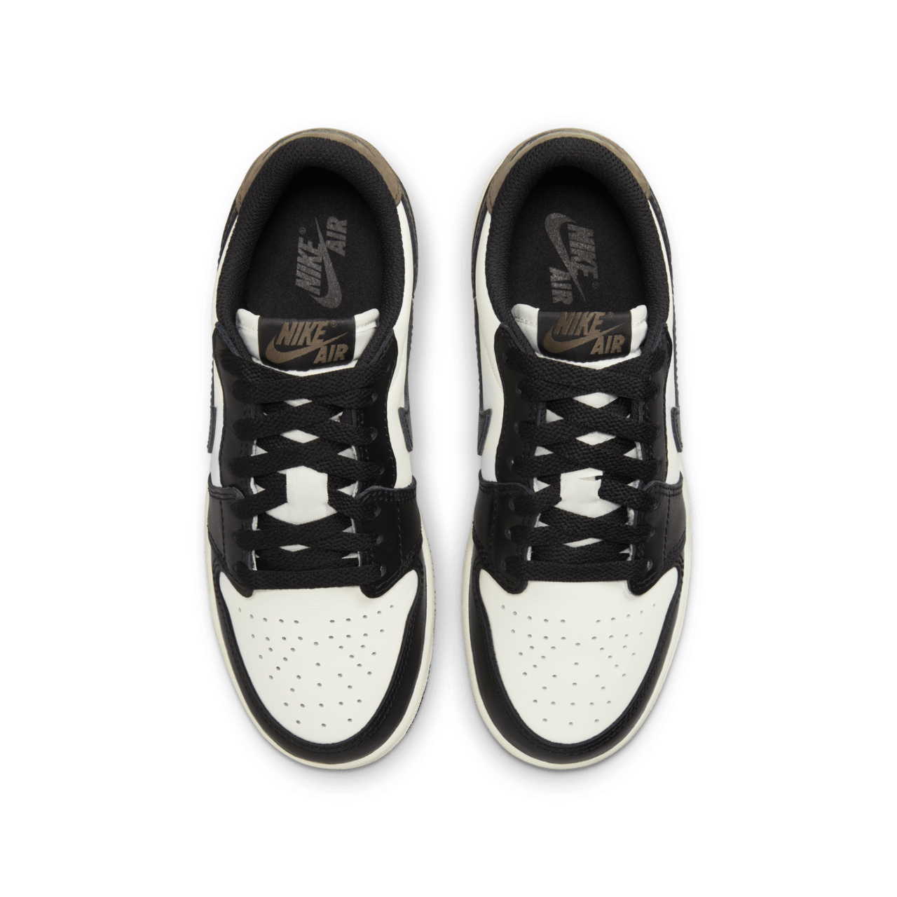 【NIKE公式】ジュニア エア ジョーダン 1 LOW OG 'Mocha' (CZ0858-102 AJ 1 RETRO LOW OG BG)