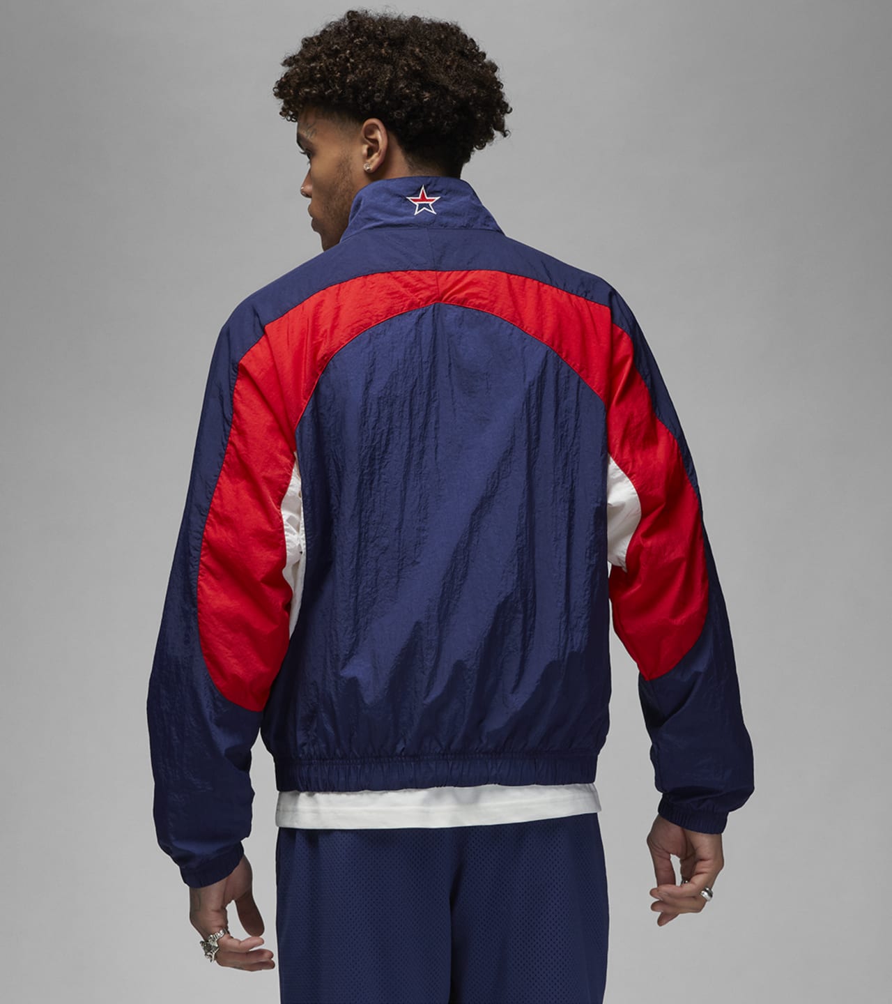 วันเปิดตัว Jordan x Trophy Room Apparel Collection