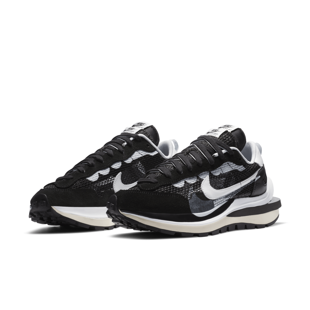 วันเปิดตัว Nike x sacai VaporWaffle “Black and White”