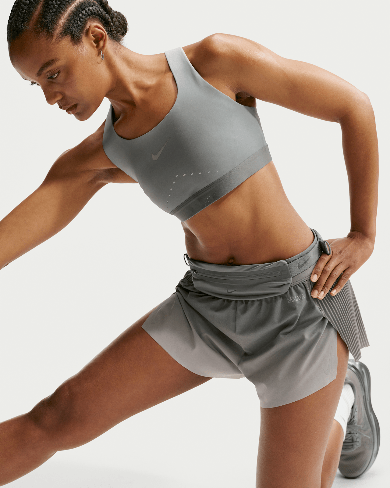 Coleção de vestuário Nike x Isamaya Ffrench – Data de lançamento