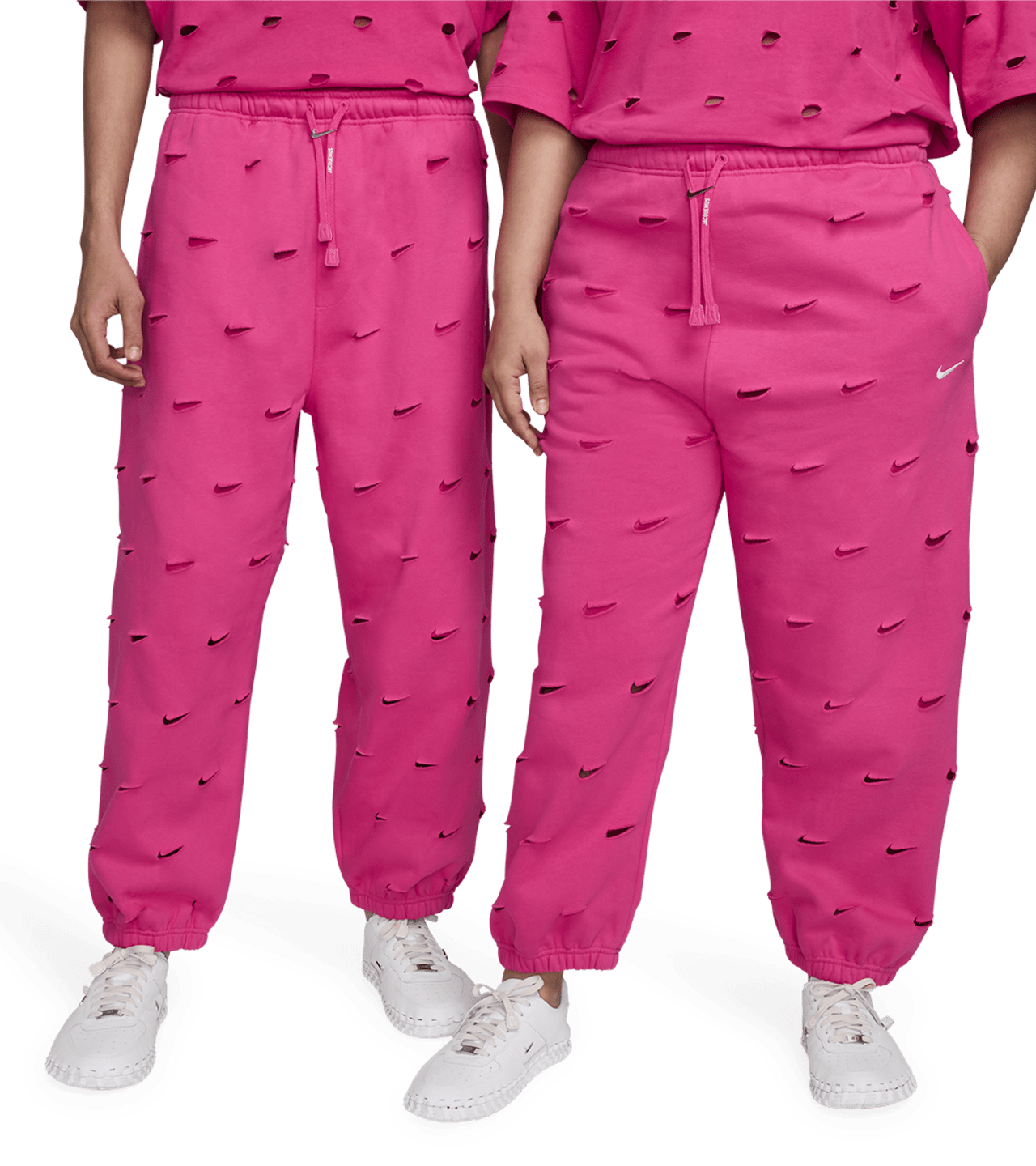 วันเปิดตัวคอลเลกชัน Nike x Jacquemus Bottoms Apparel