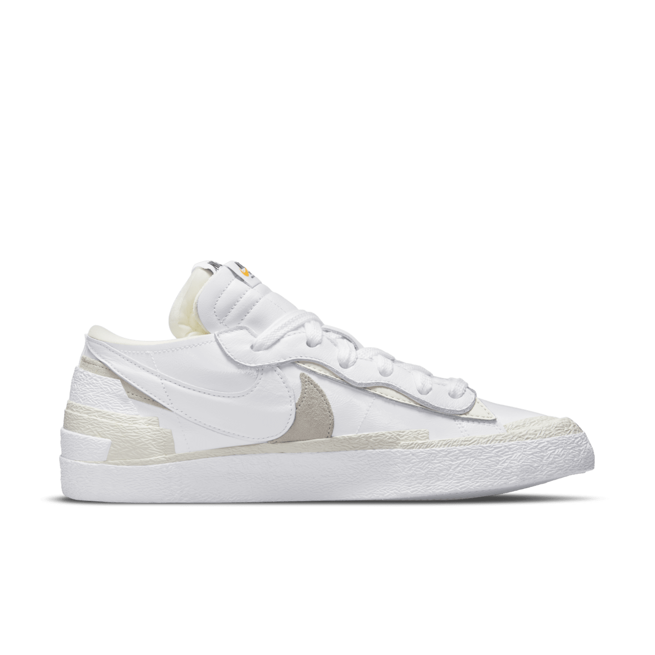 Fecha de lanzamiento Blazer Low x sacai "White Patent Leather" (DM6443-100)