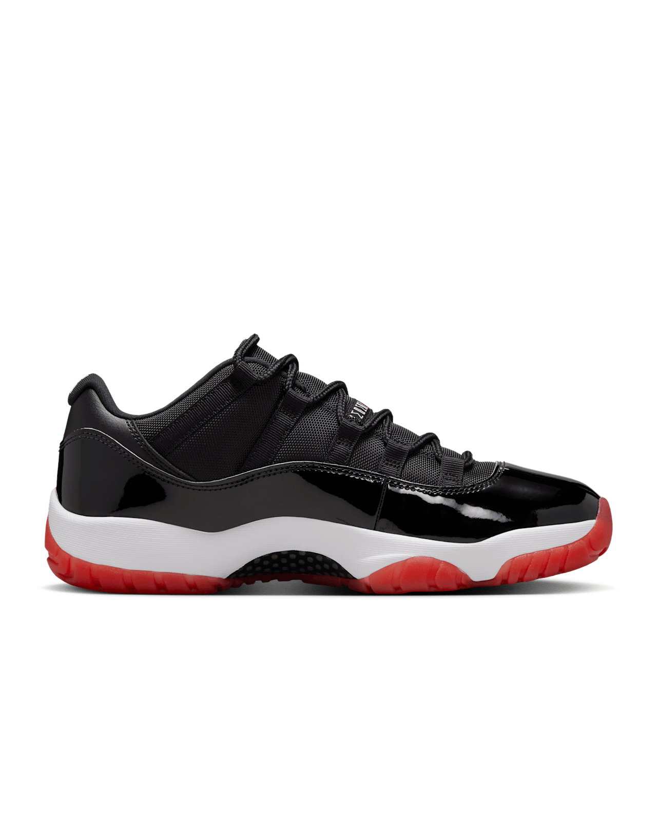 【NIKE公式】エア ジョーダン 11 LOW 'Bred' (FV5104-006 / AJ 11 RETRO LOW)