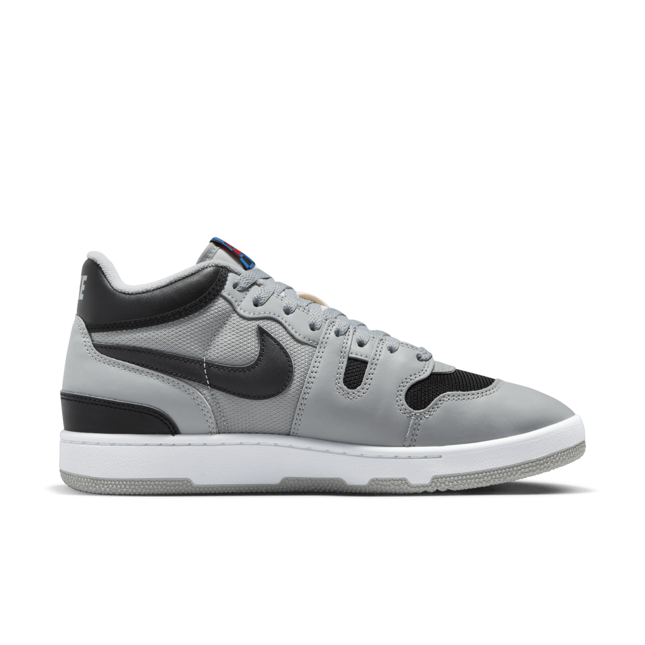 วันเปิดตัว Attack OG "Light Smoke Grey" (FB8938-001)