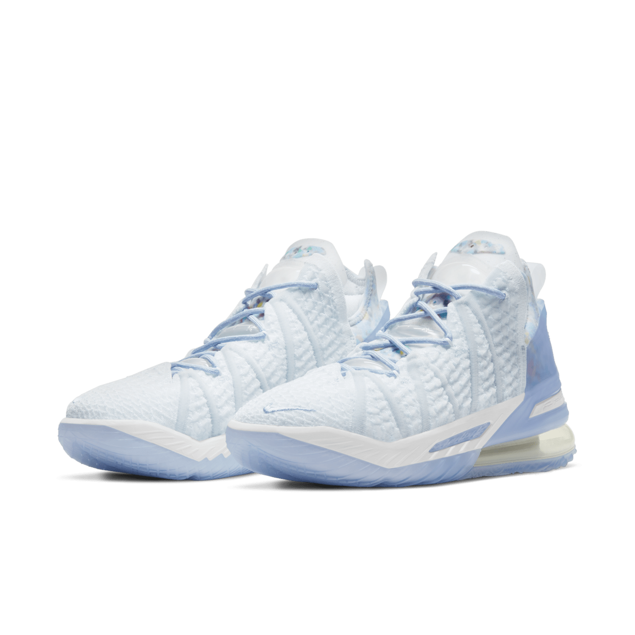 LeBron 18 'Play for the Future' 發售日期