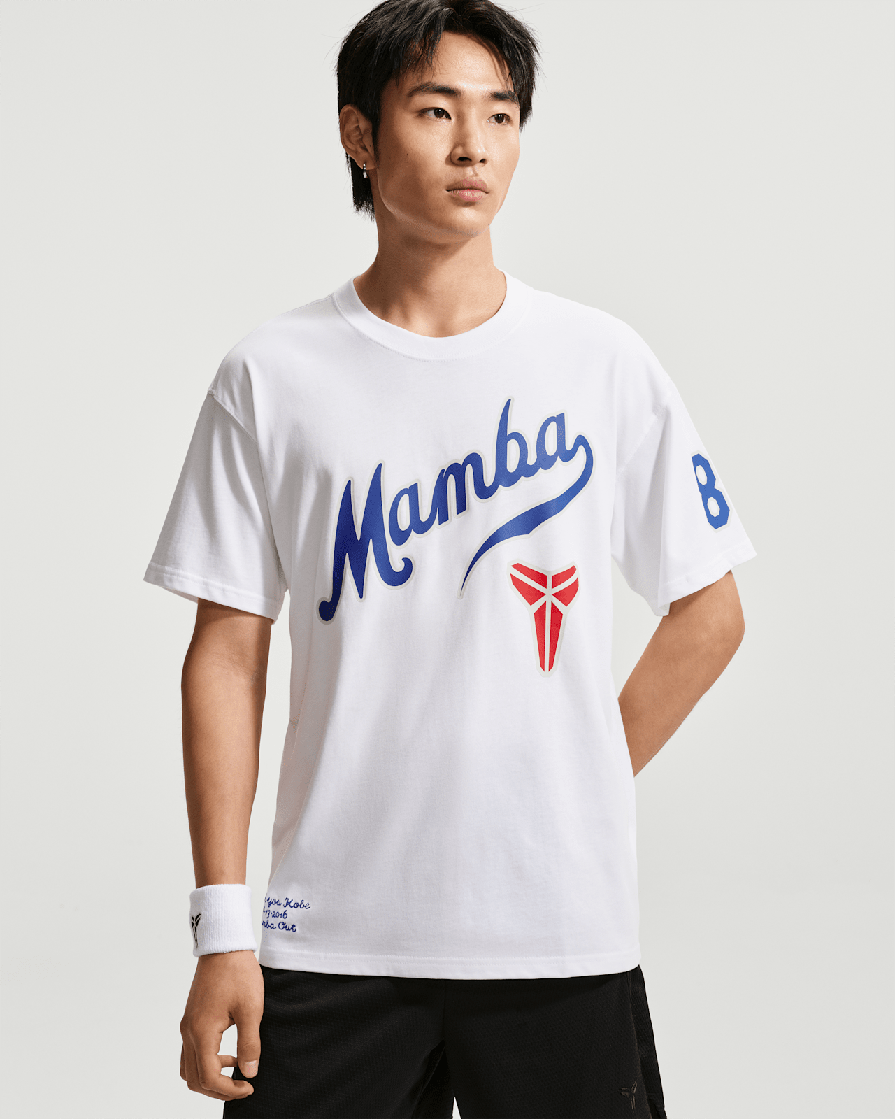 코비 Apparel Collection 출시일