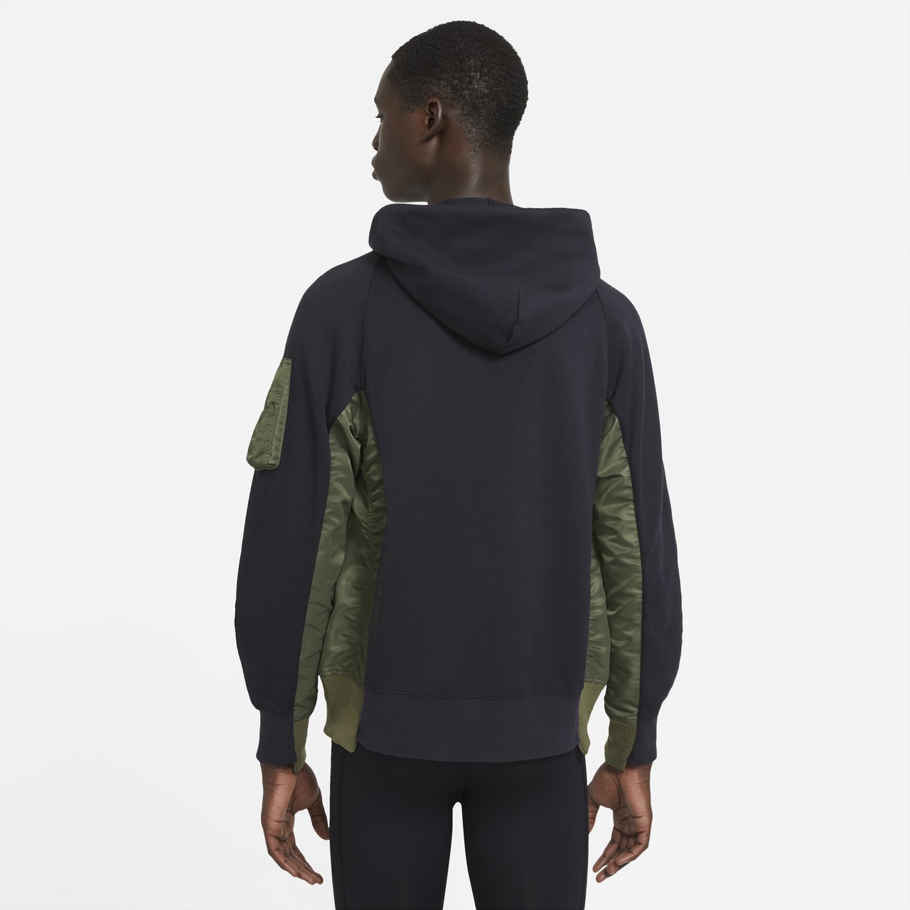 วันเปิดตัว Nike x sacai Apparel Collection