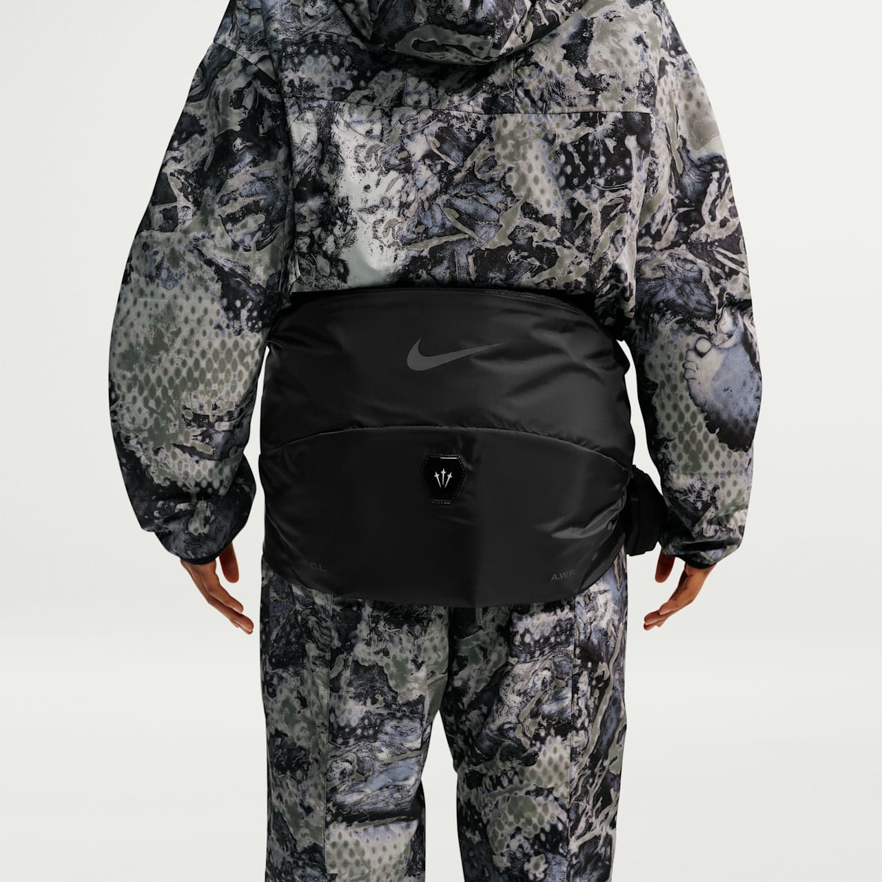 【NIKE公式】NOCTA Nikeアパレルコレクション 発売日