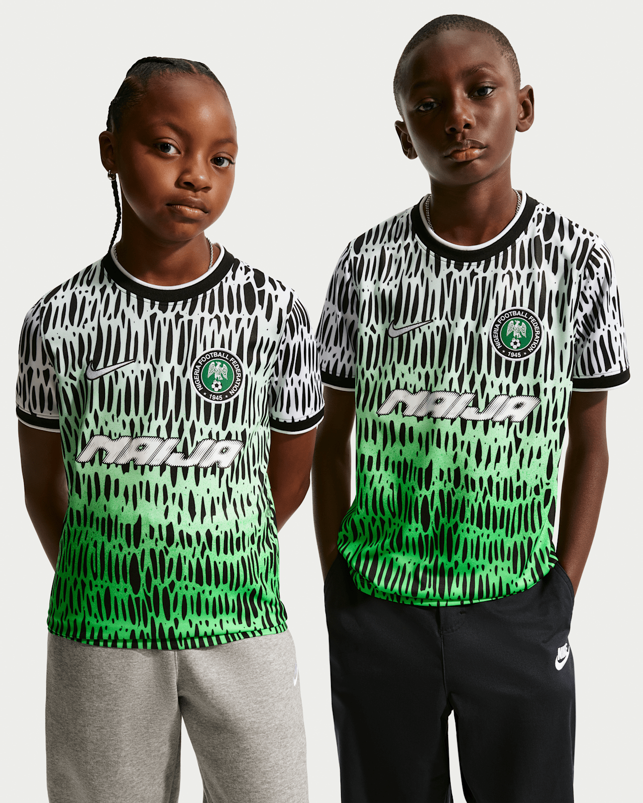 【NIKE公式】ナイジェリア x スローン アパレルコレクション発売日