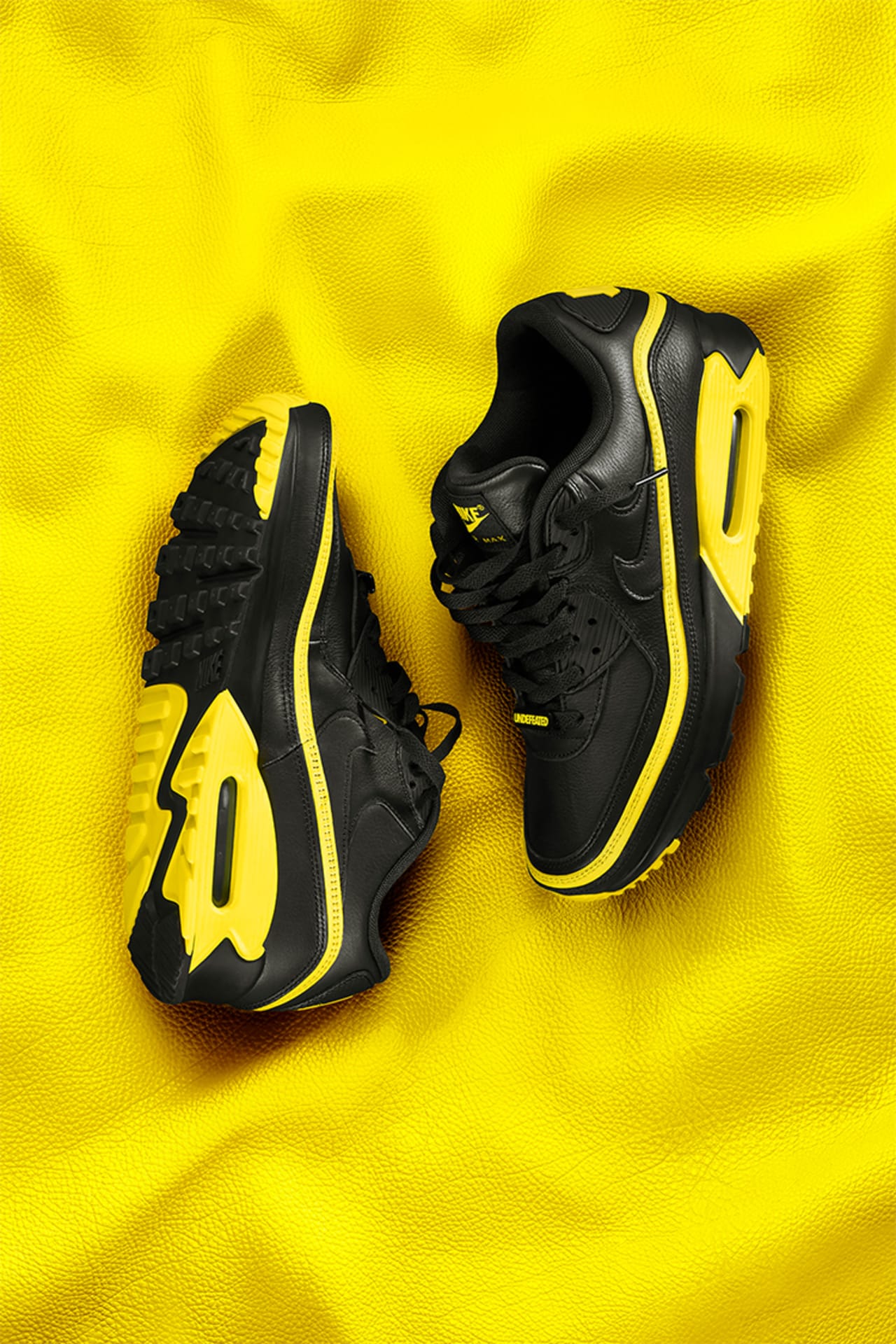 Nike yellow black online