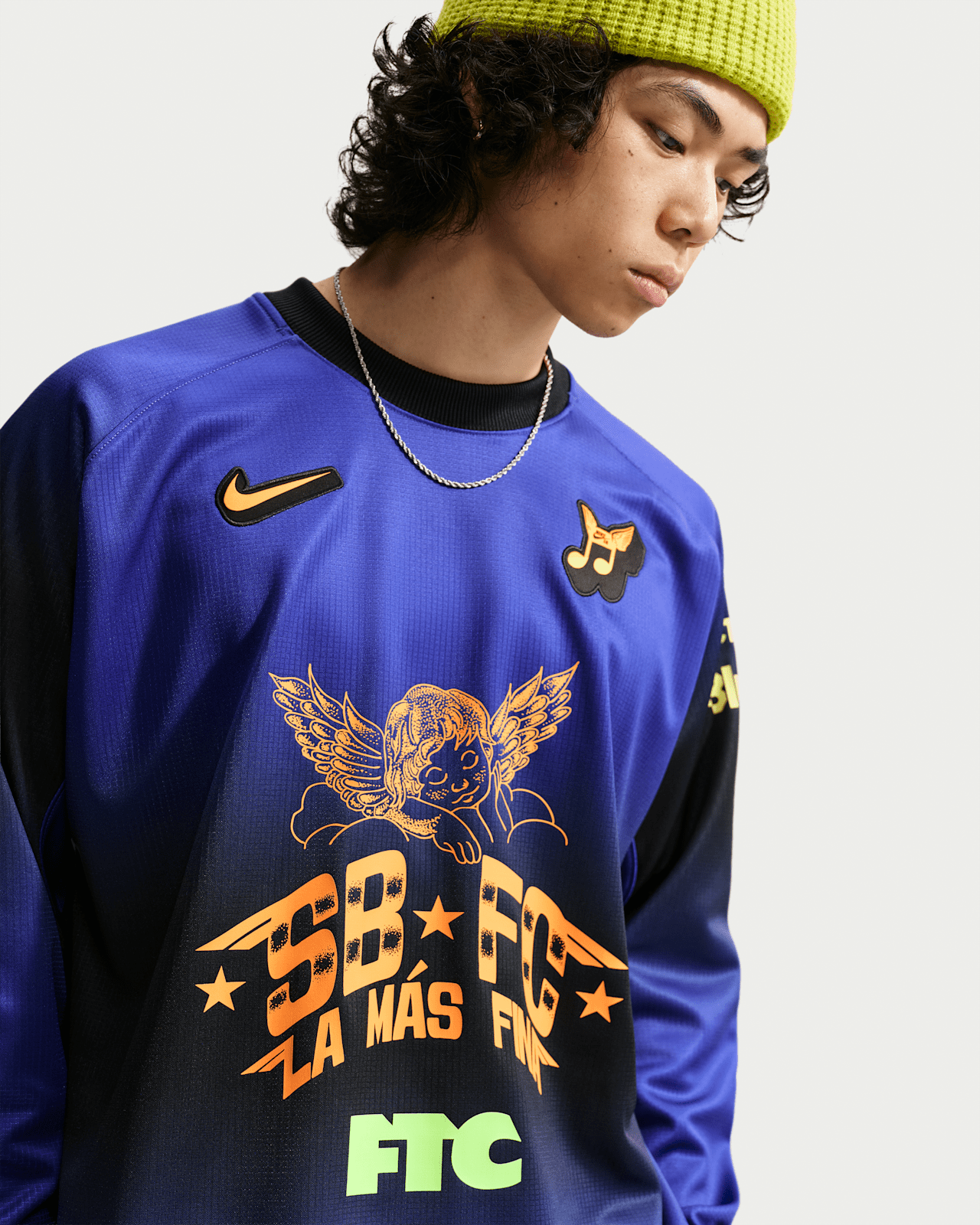 NIKE SB CONCEPTS ナイキ　コンセプツ　Tシャツ、ビーニー セット ナイキSBアパレルコレクション - STATIC. Nike SNKRS