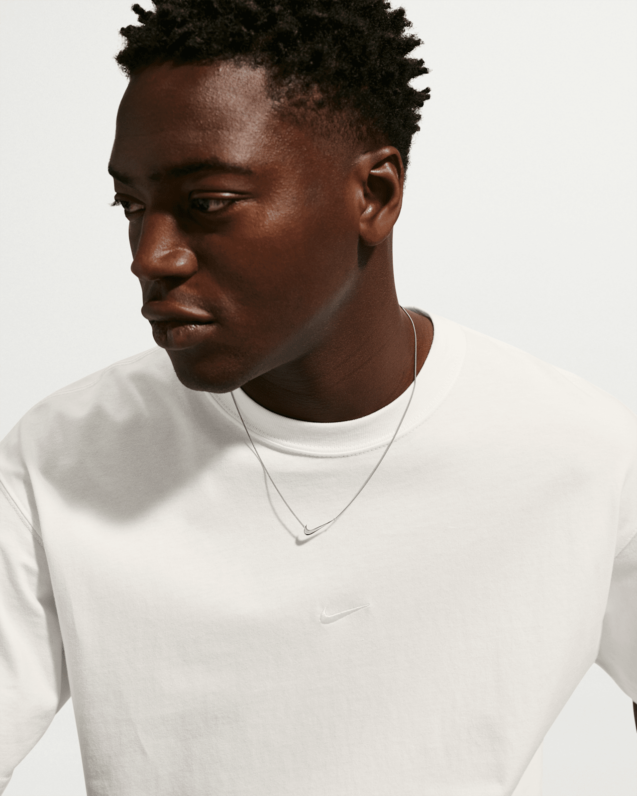 Fecha de lanzamiento de la colección de joyería Nike Swoosh