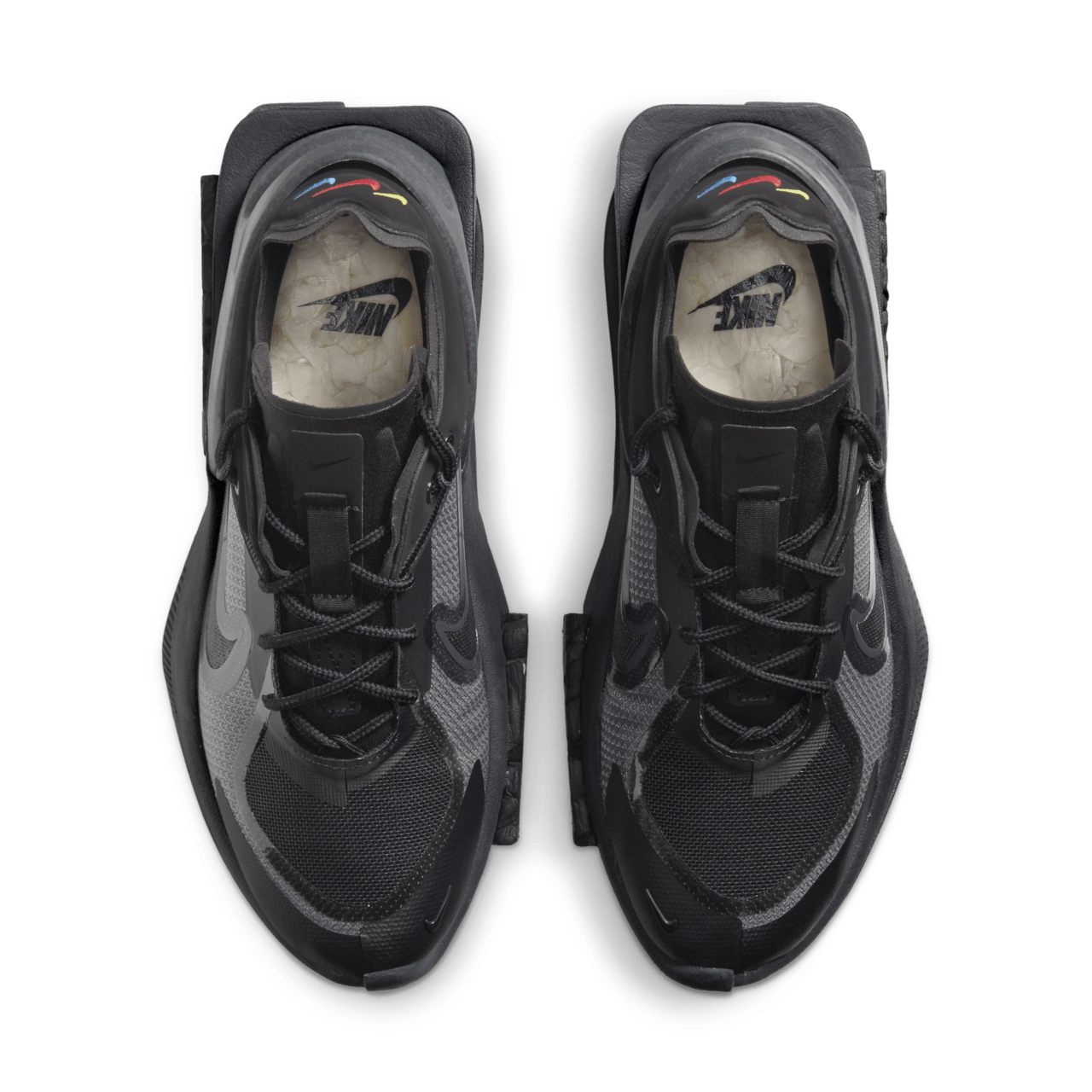 Fontanka Edge "Triple Black" - Data del lancio