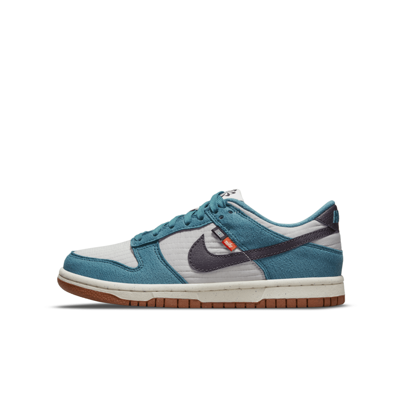 วันเปิดตัว Dunk Low “Next Nature Riftblue” (DD3358-400)