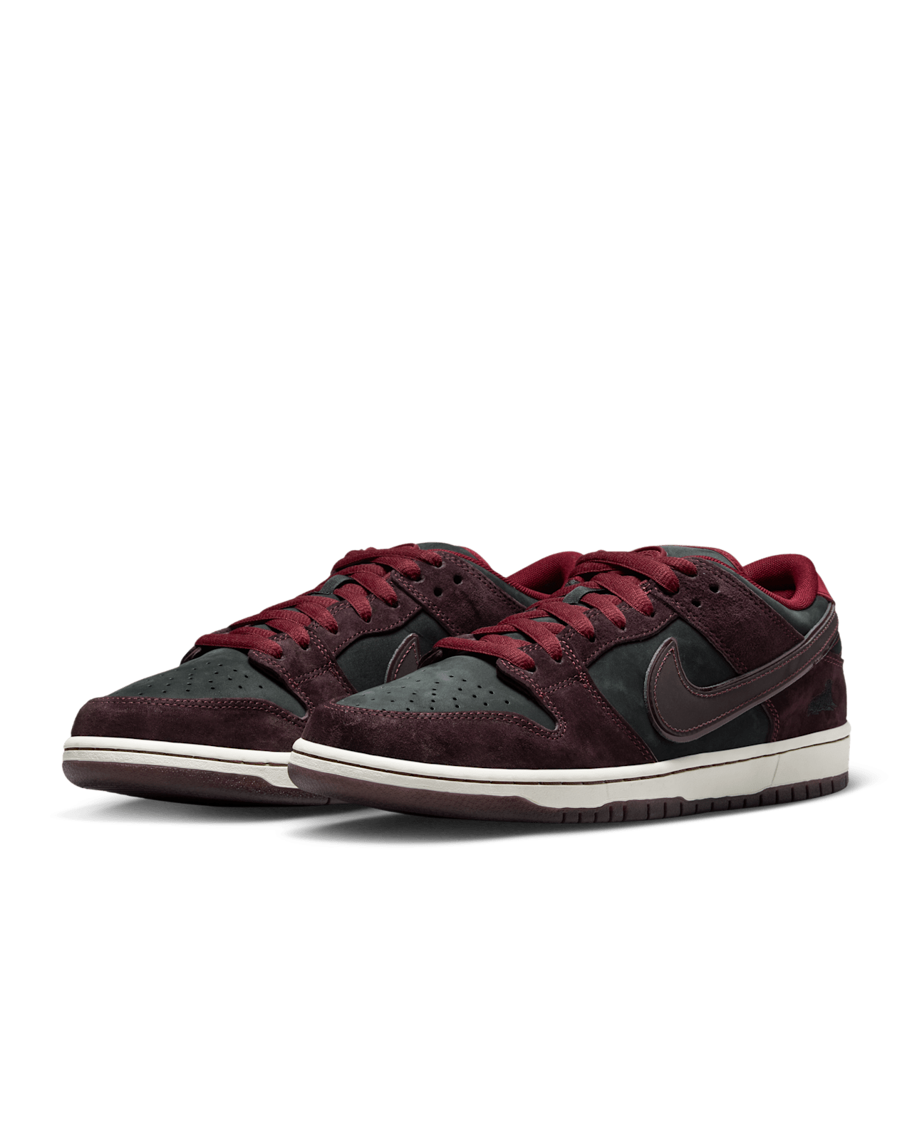 나이키 SB 덩크 로우 프로 x Riot Skateshop 'Mahogany and Team