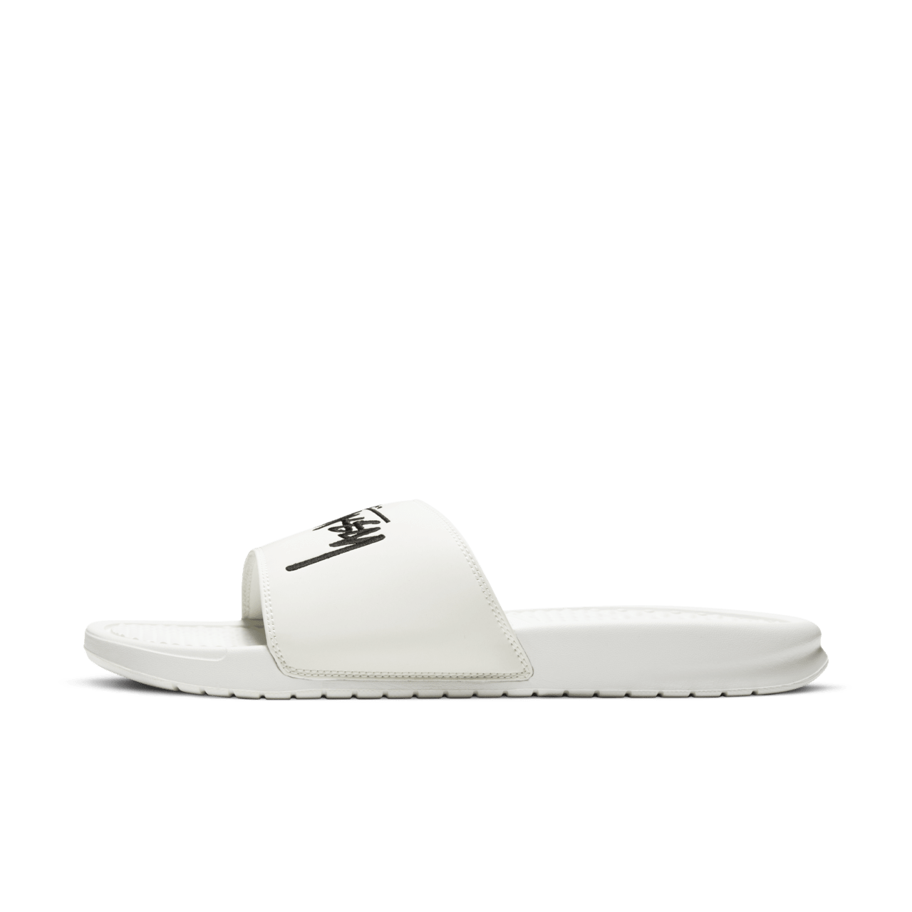 Date de sortie de la Benassi x Stussy Sail Nike SNKRS