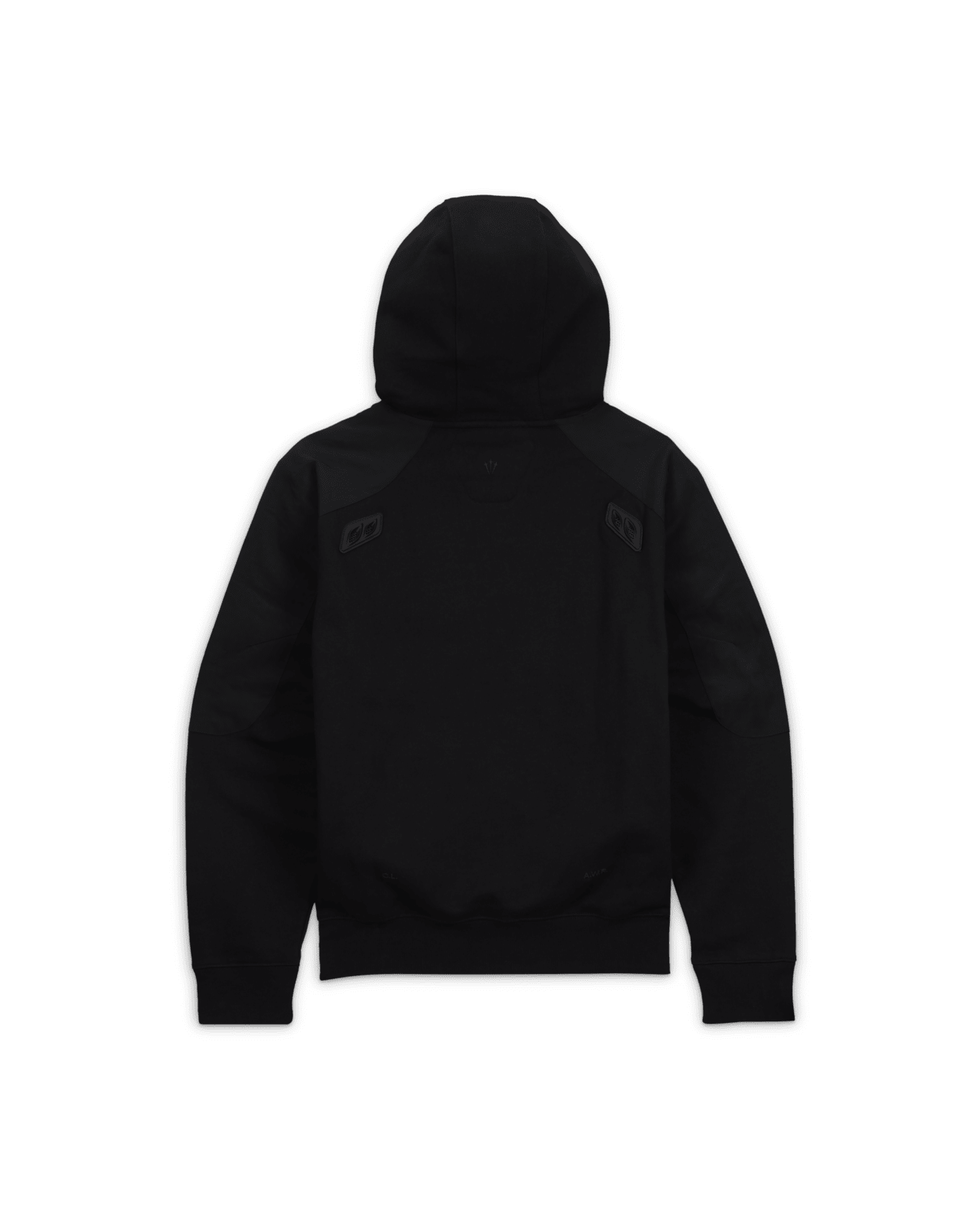 วันเปิดตัว NOCTA L'ART APPAREL COLLECTION