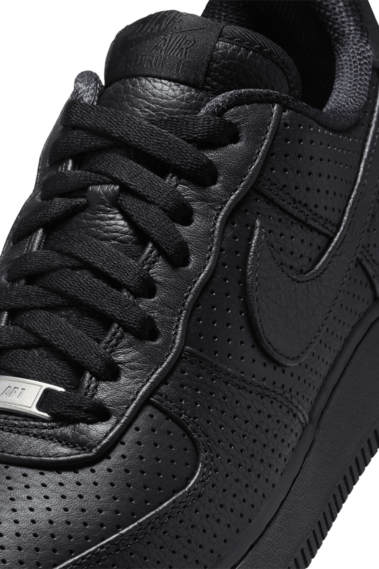 Fecha de lanzamiento de los Air Force 1 "Black" (HF8189-001)